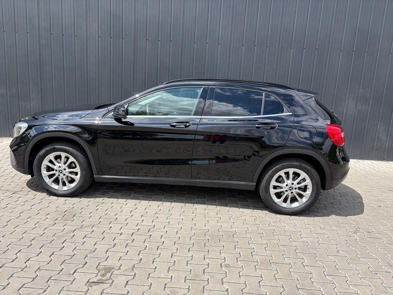 Mercedes-Benz GLA 200 GLA Panoramadach — photo 6
