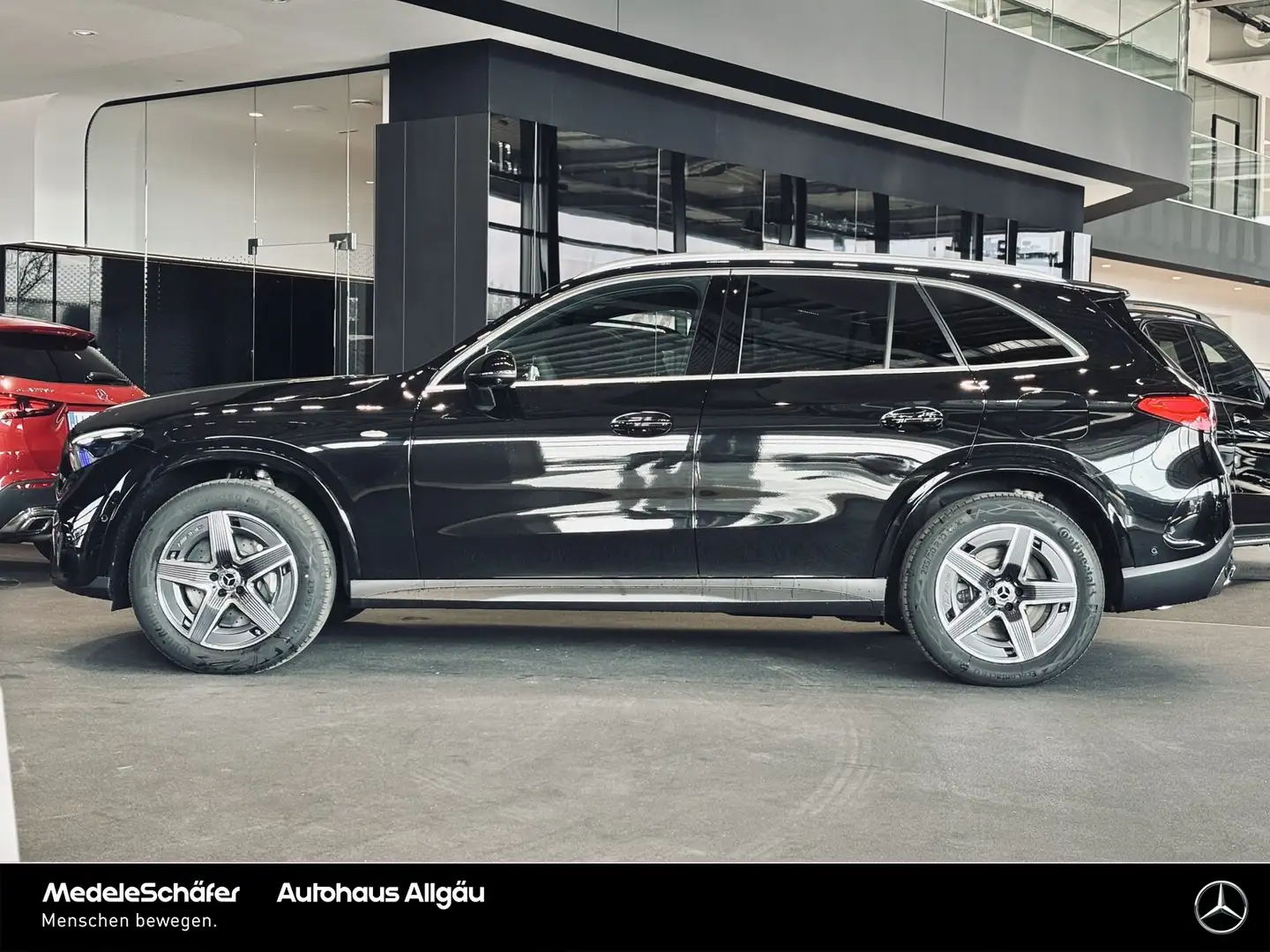 Mercedes-Benz GLC 300 GLC 300 e 4M AMG DigLight 360° AHK Pano Keyless Schwarz - 2