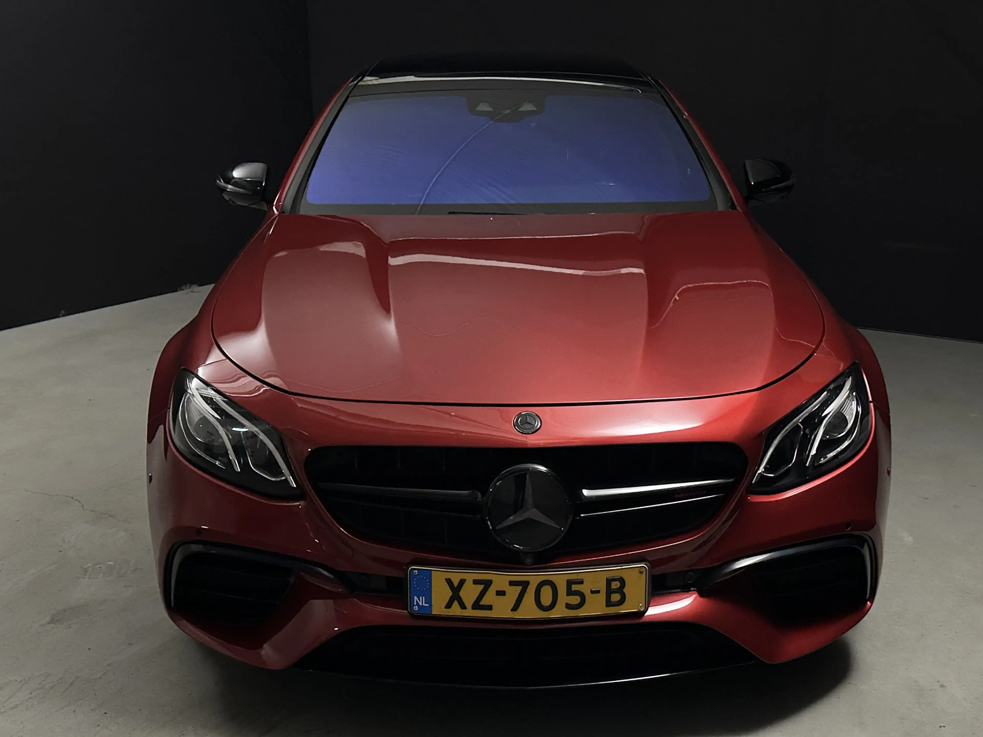 Mercedes-Benz E 63 AMG S 4MATIC 612PK Premium Plus *Full Options*Full-Ass — photo 4