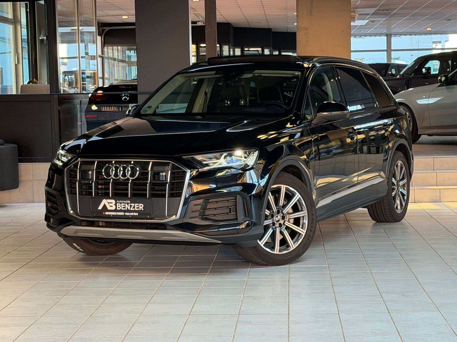 Second hand Audi Q7 3.0