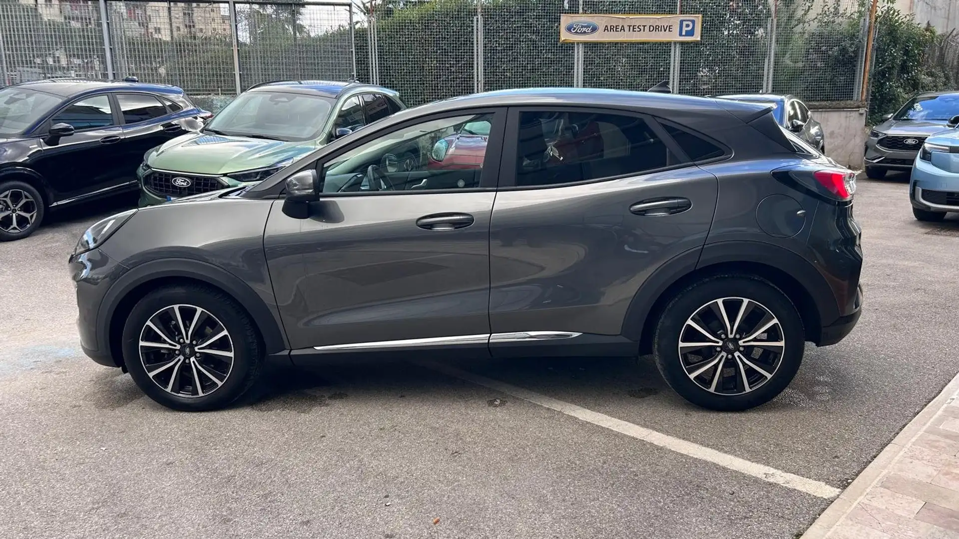 Ford Puma Puma 1.0 ecoboost h Titanium Design - SEDE MELITO Gris - 2