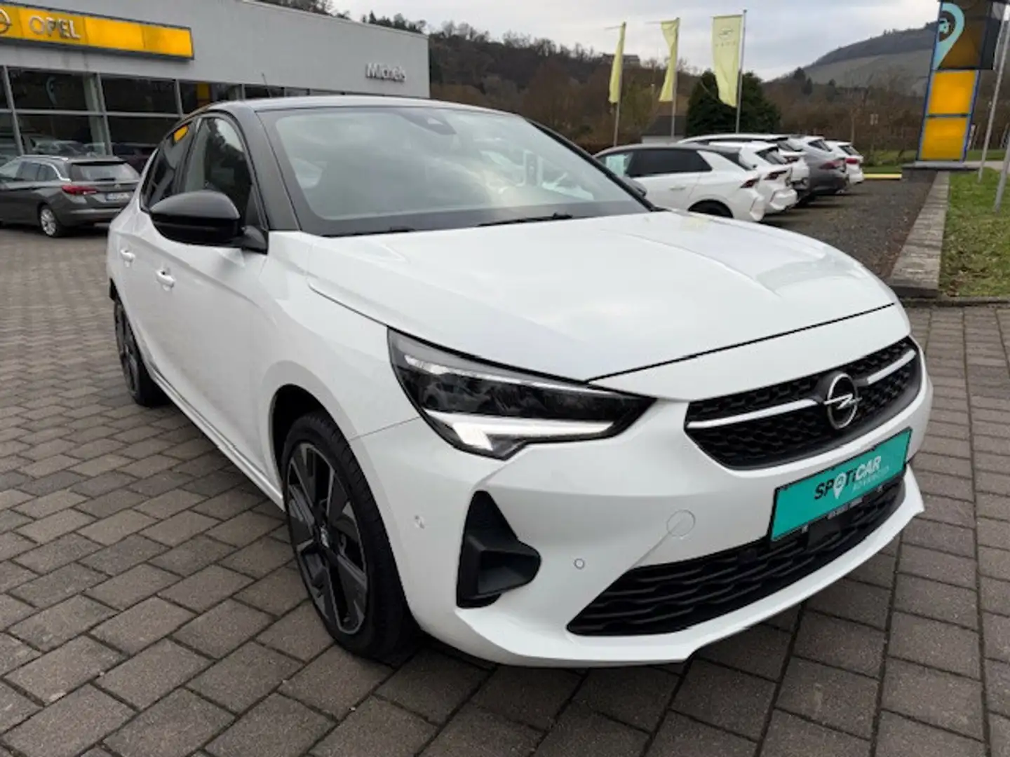 Opel Corsa-e GS Line Weiß - 1