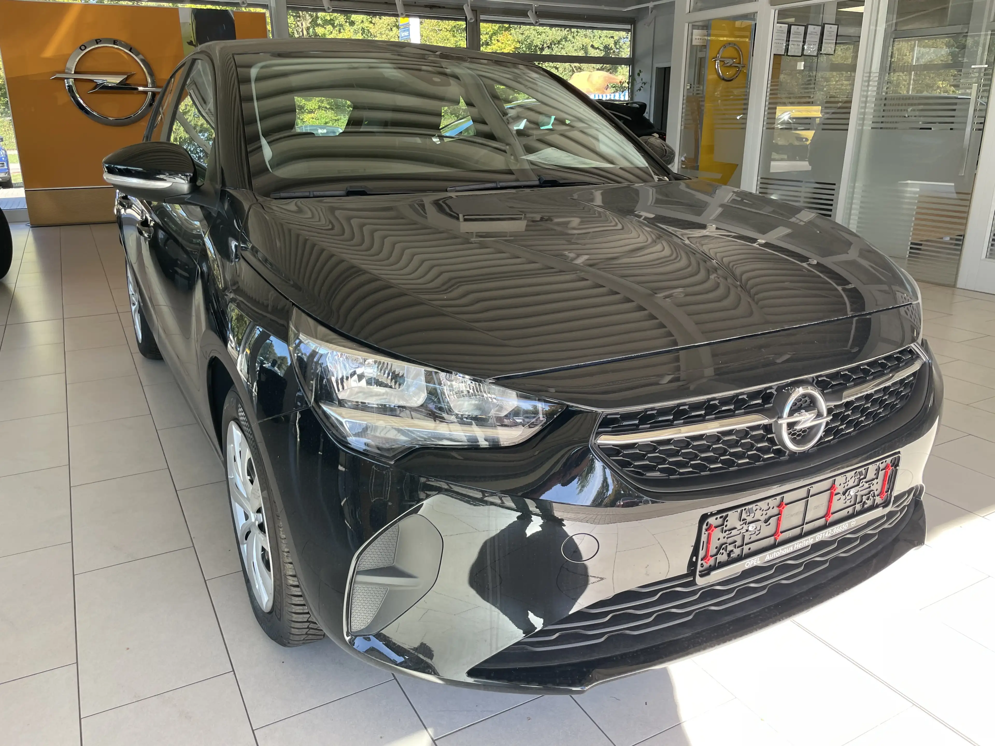 Opel Corsa Edition Navi Allwetterreifen PDC