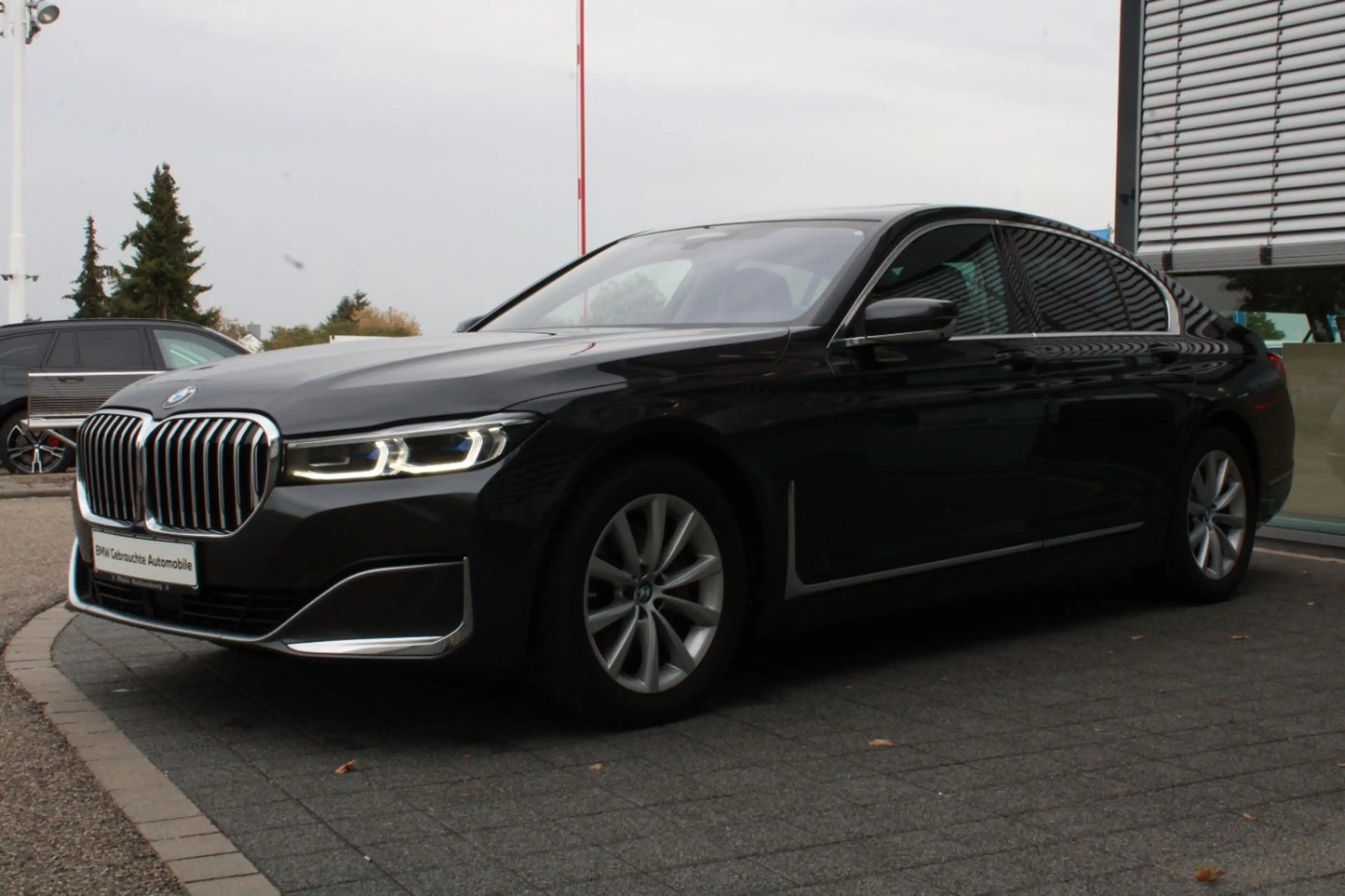 BMW 730 d xDrive verkauf ausschließlich an Händler! — photo 2