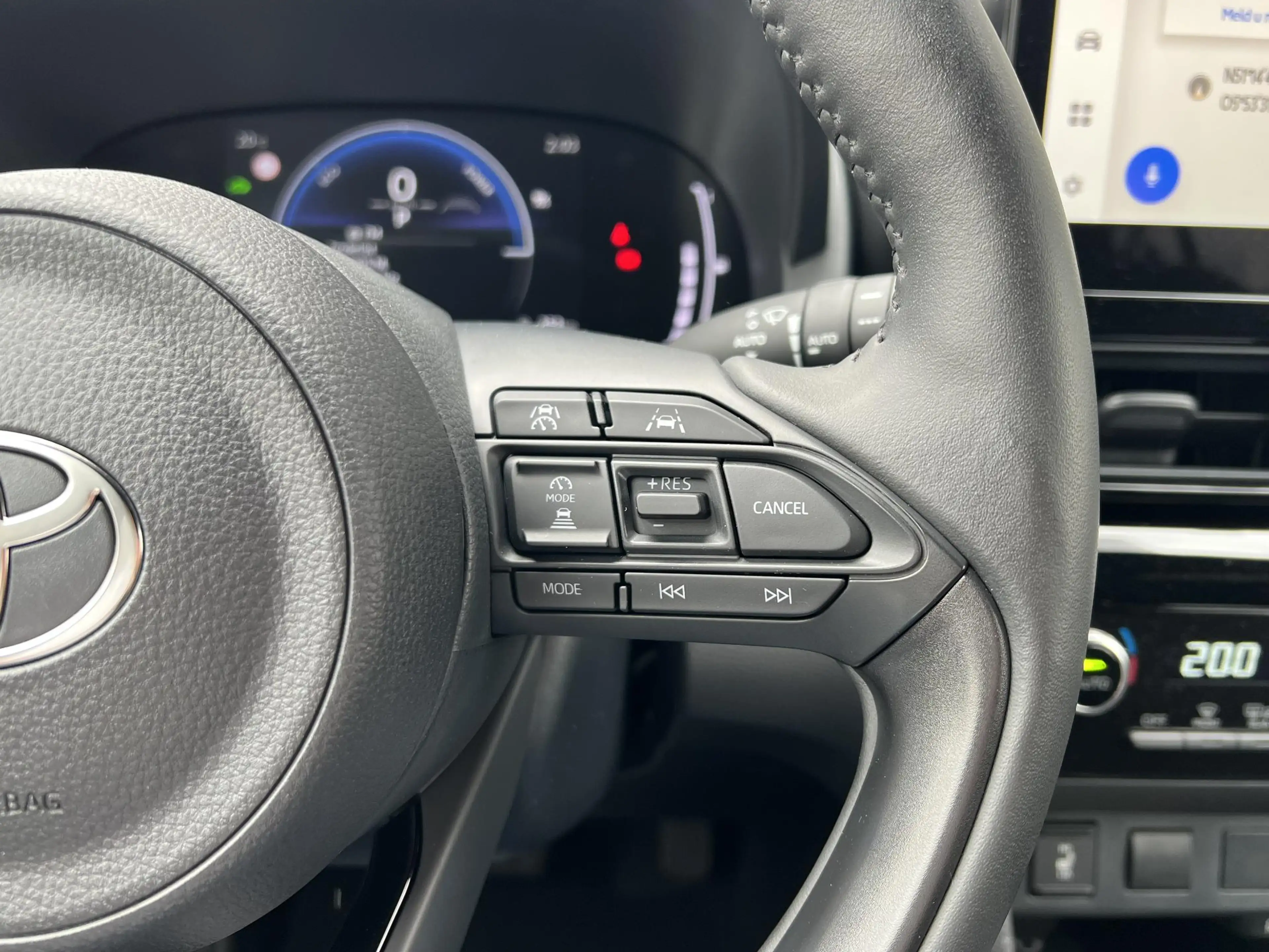 Toyota Yaris Cross 1.5 Hybrid 115 Dynamic Plus | Stoel + Stuurverwarm — photo 17