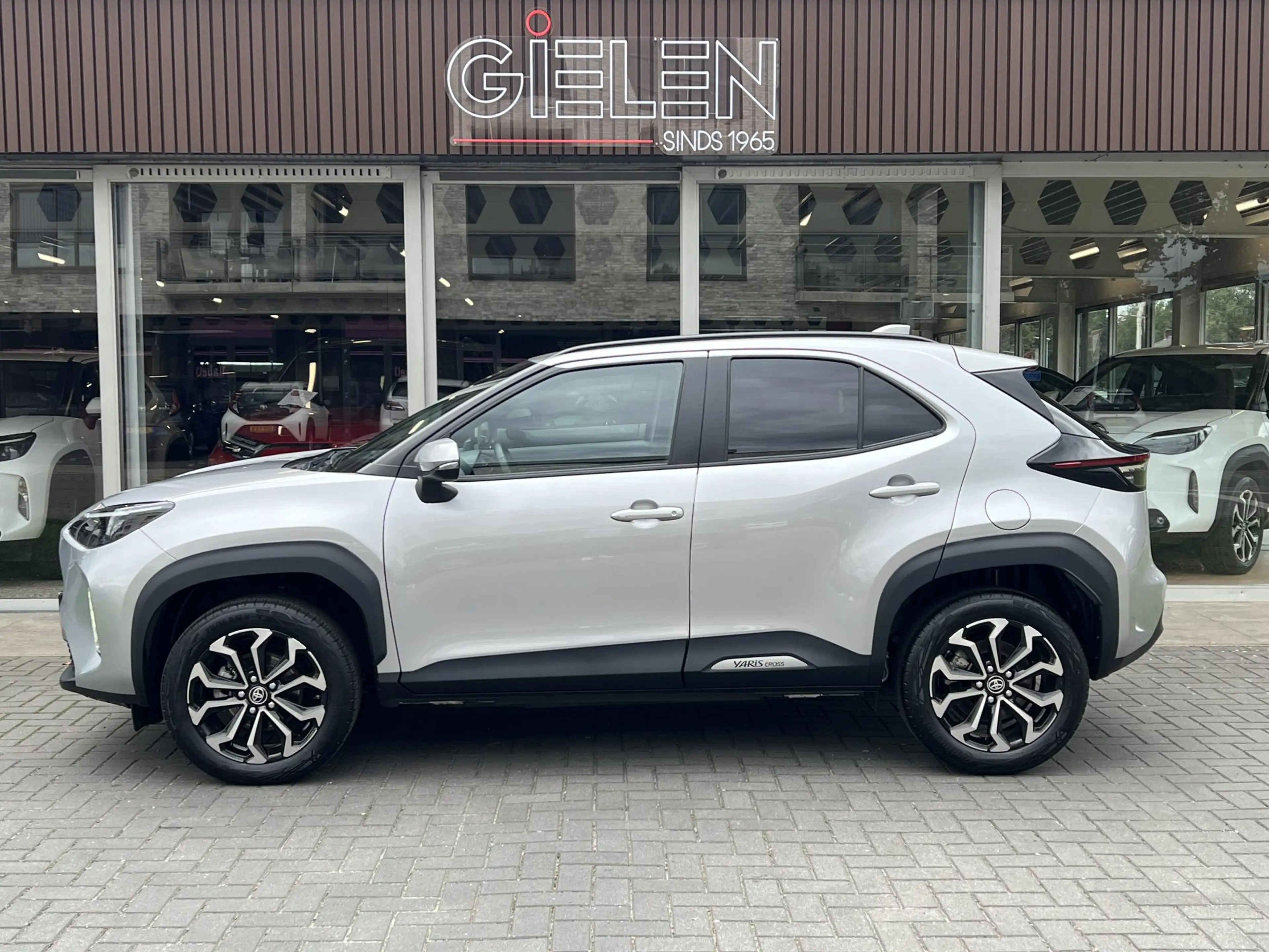 Toyota Yaris Cross 1.5 Hybrid 115 Dynamic Plus | Stoel + Stuurverwarm — photo 8