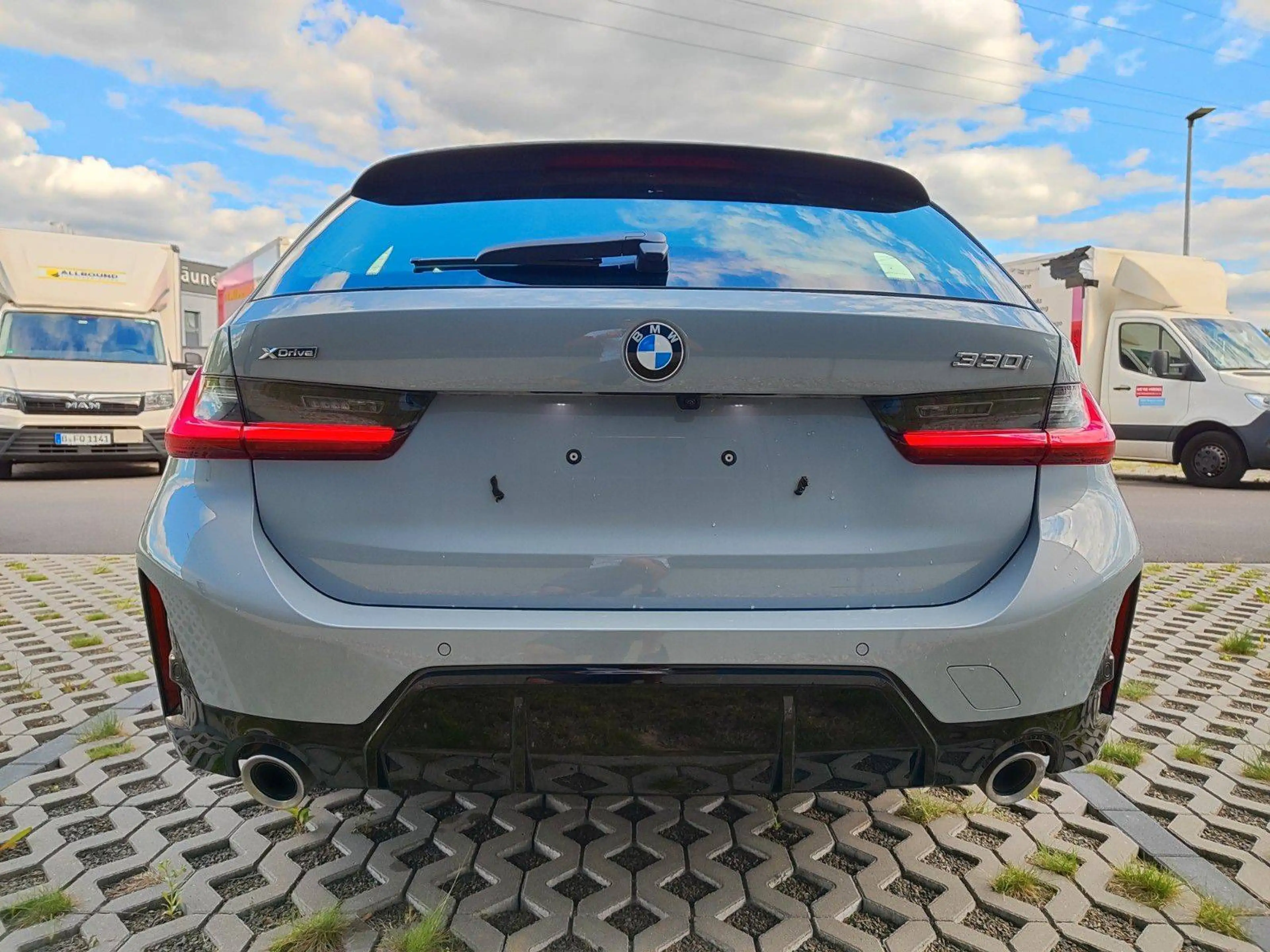 BMW 330 330 i xDrive M Sport — photo 4