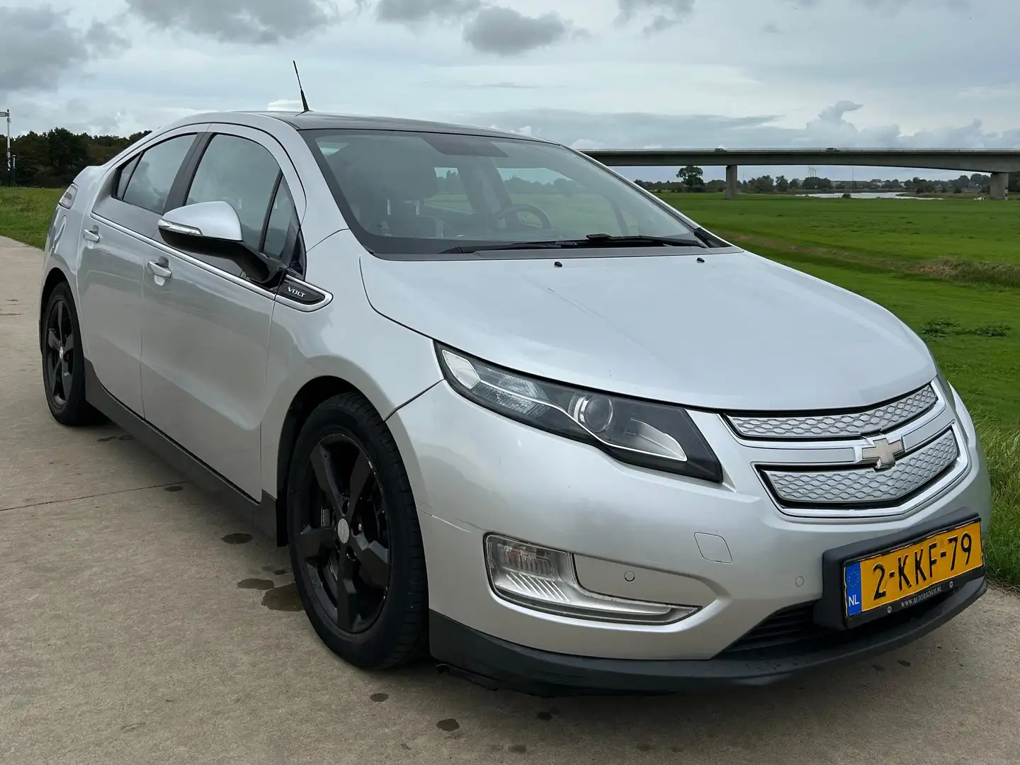 Chevrolet Volt Volt Hybrid PHEV 150pk 1.4 LTZ Stříbrná - 1