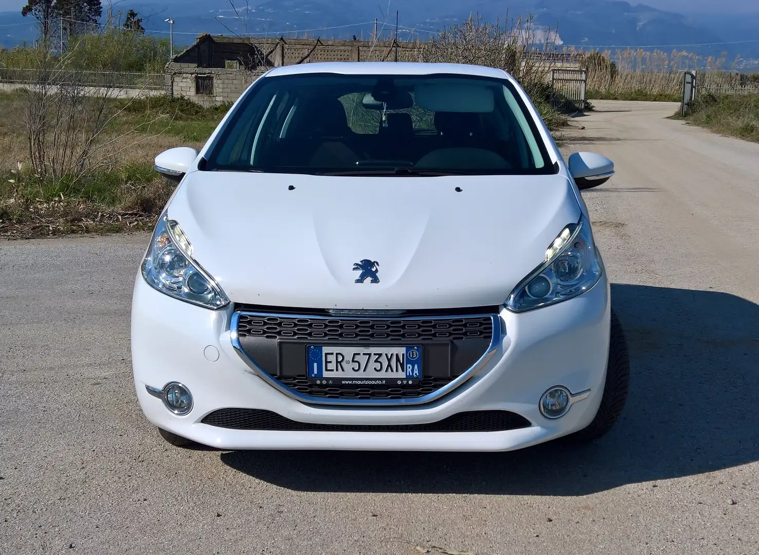 Peugeot 208 208 I 2012 5p 1.4 hdi 8v Allure Bianco - 1