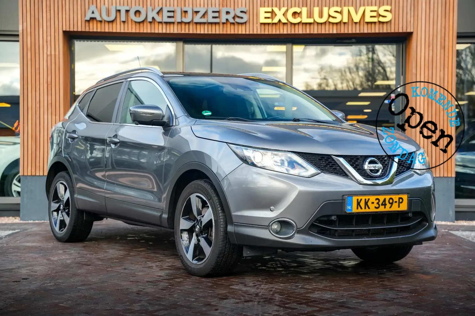 Nissan Qashqai 1.2 N-Connecta Panoramadak Keyless DAB+ 360cam Gris - 1