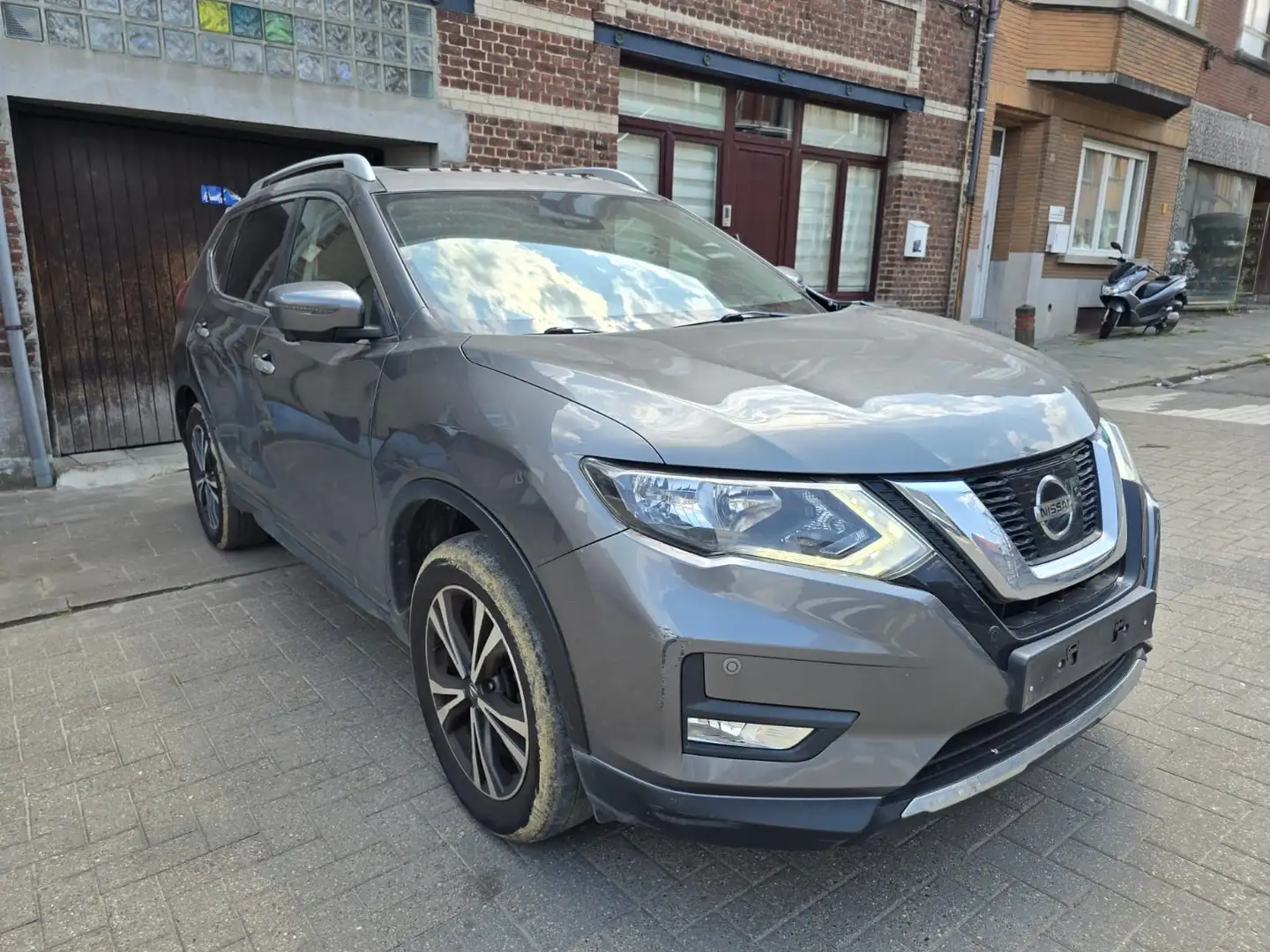 Nissan X-Trail 1.6 dCi Tekna - 1