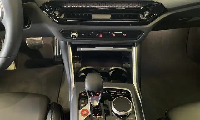 BMW M2 view 12
