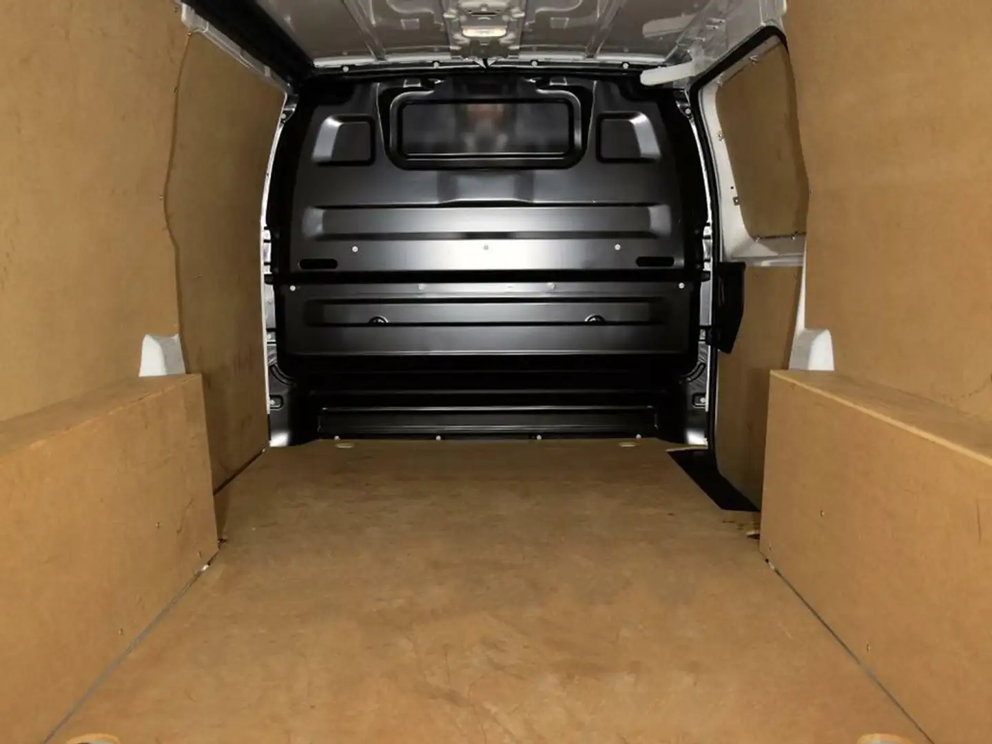 Peugeot Expert 2.0 BlueHDI 145CV Furgon Long Blanc - 1