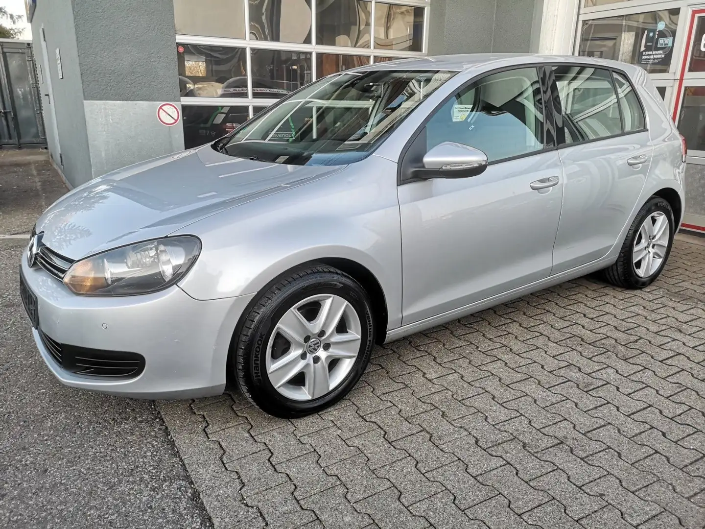 Volkswagen Golf VI 2.0TDI Klimaautomatik Tempomat 6 Gang E5 Argent - 1