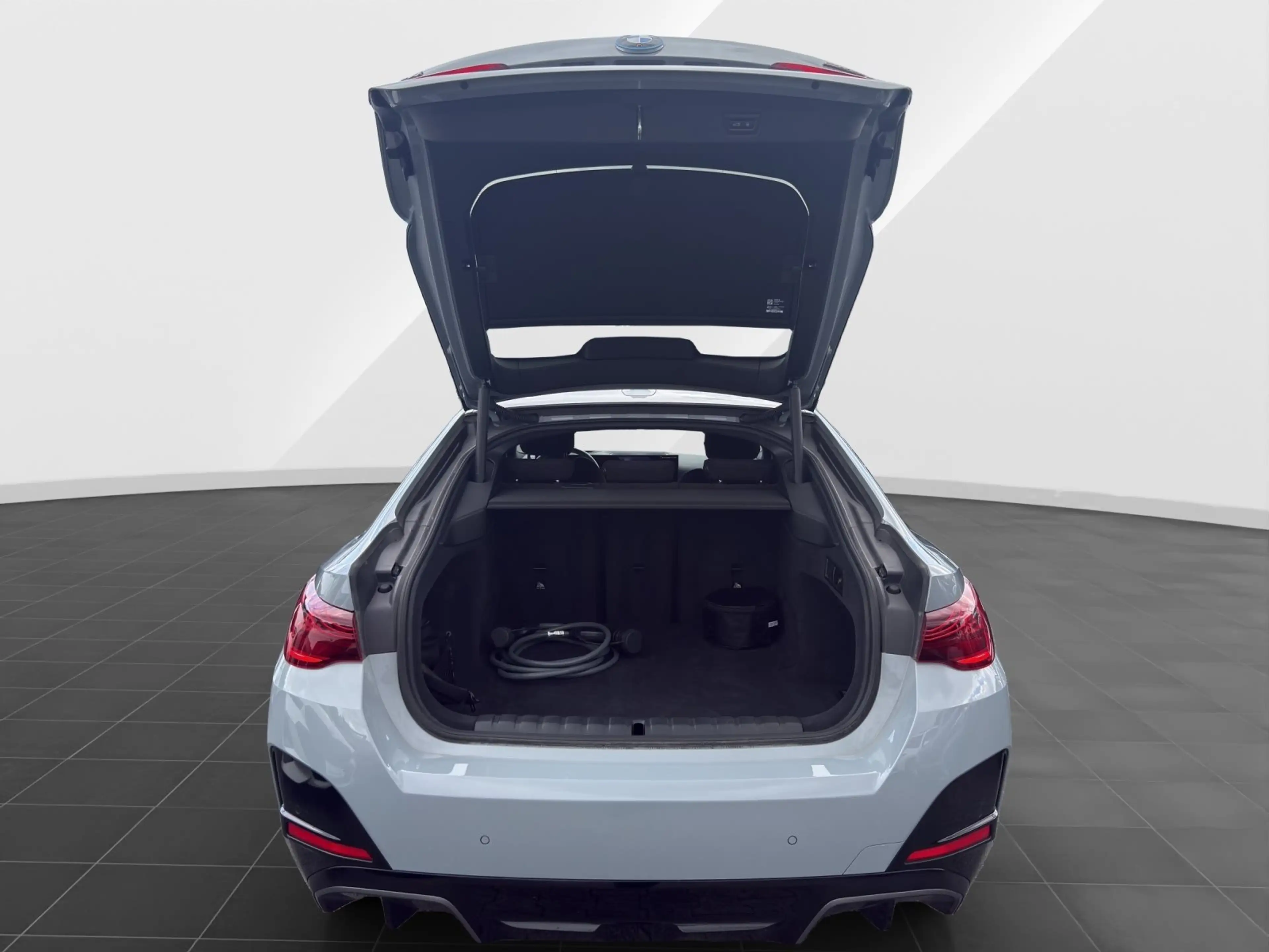 BMW i4 eDrive40 Gran Coupé *M SPORT*AHK*ADAPT LED*DRIVING — photo 14