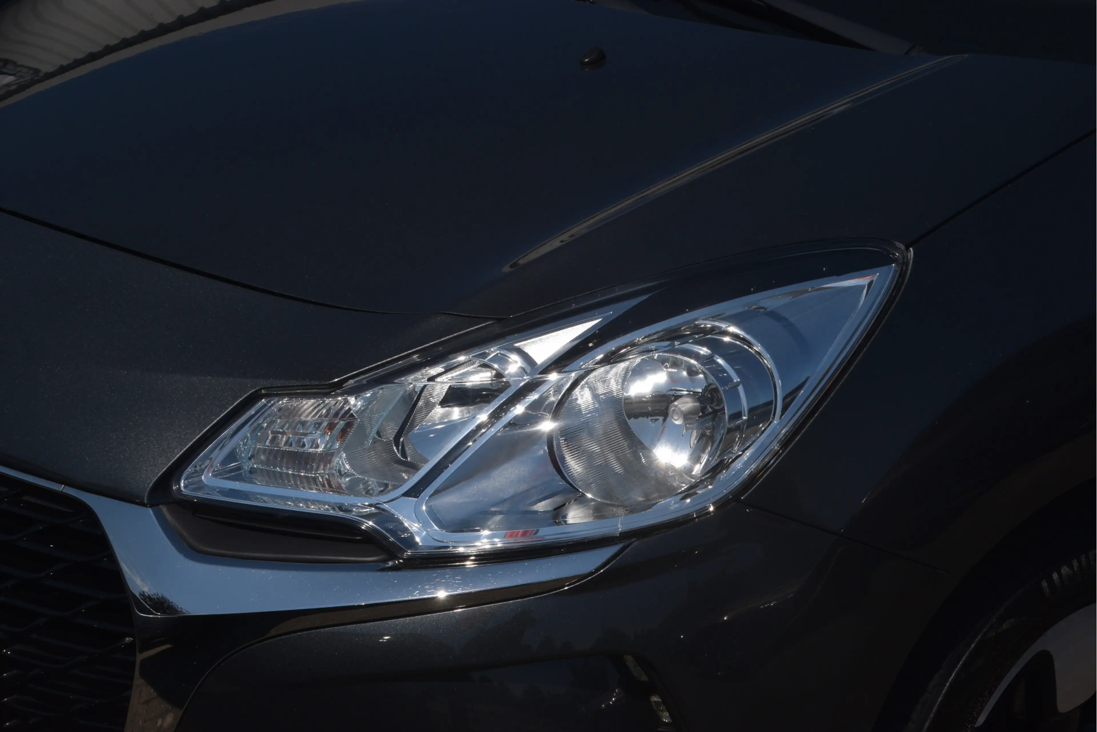 DS Automobiles DS 3 1.2 PureTech So Chic Navi | LMV | Clima | PDC | Bl — photo 28