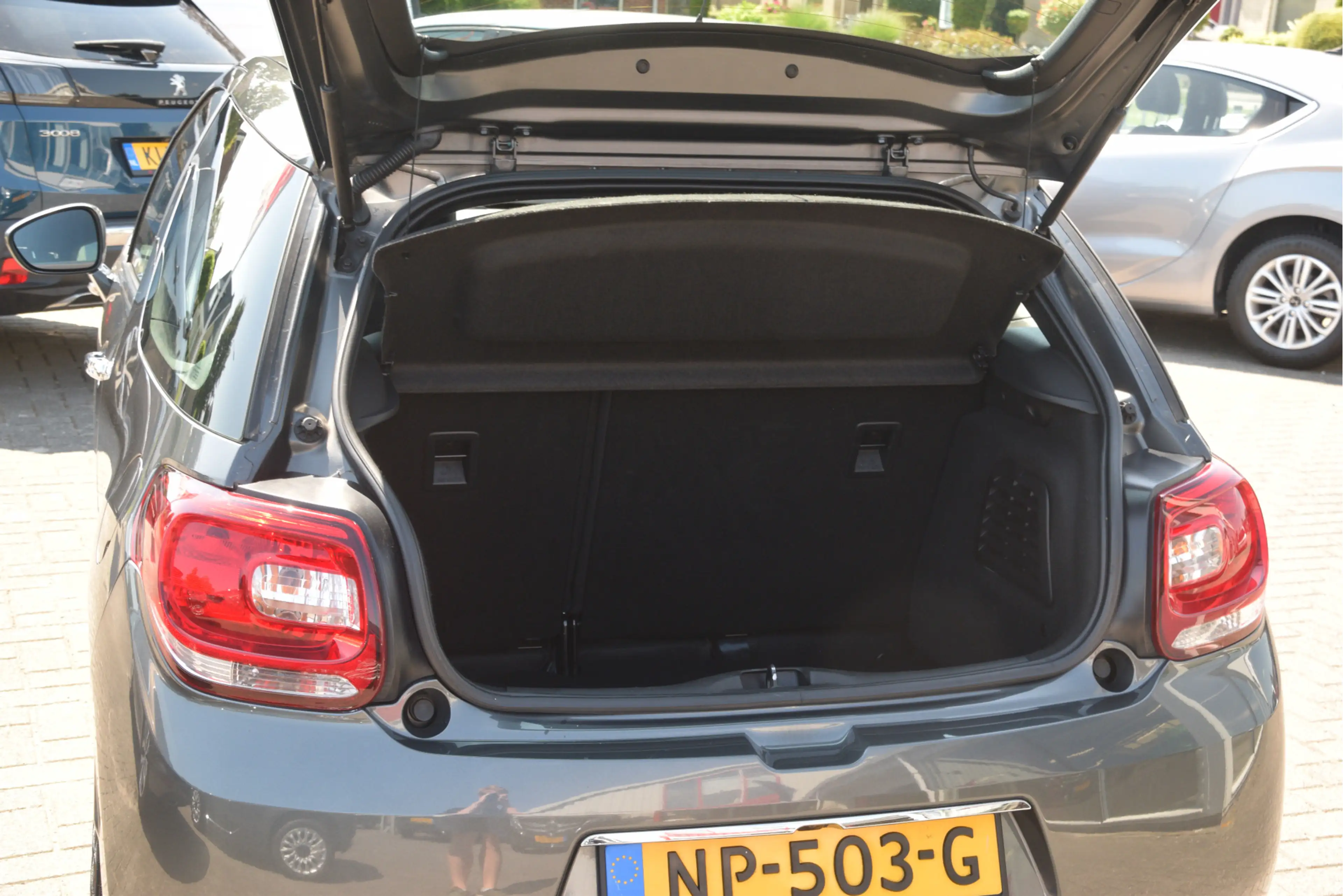 DS Automobiles DS 3 1.2 PureTech So Chic Navi | LMV | Clima | PDC | Bl — photo 12