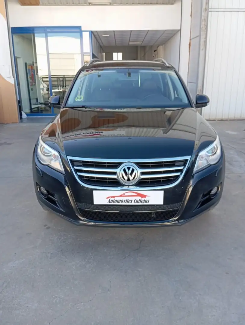 Volkswagen Tiguan 2.0TDI Country Schwarz - 2