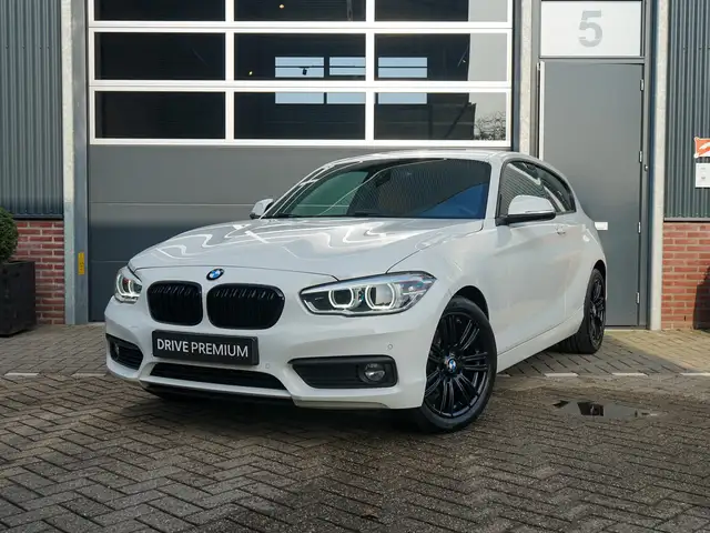 BMW 118 1-serie 118i High Executive