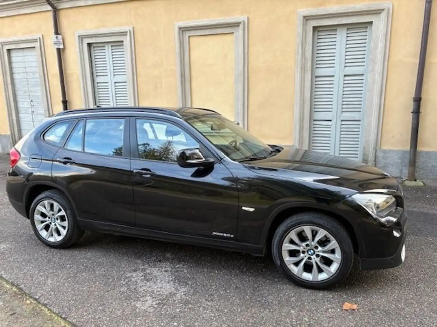 BMW X1 X1 XDRIVE 20D Eletta con 114.000 Km. REALI Nero - 2