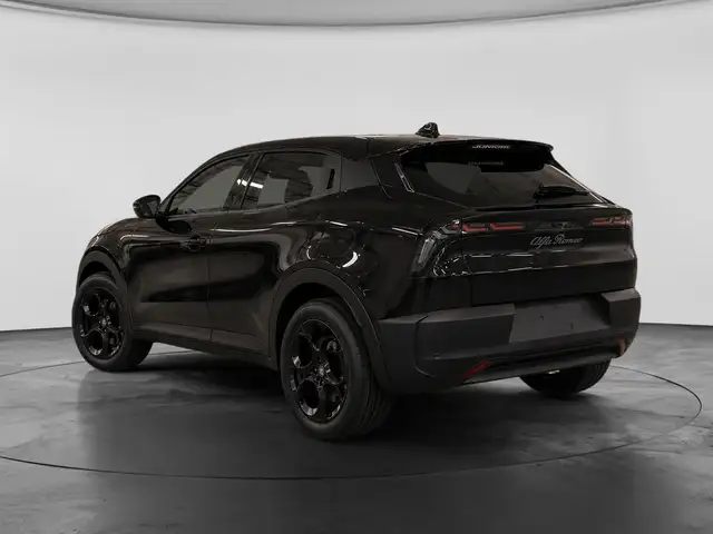 Alfa Romeo Junior view 2