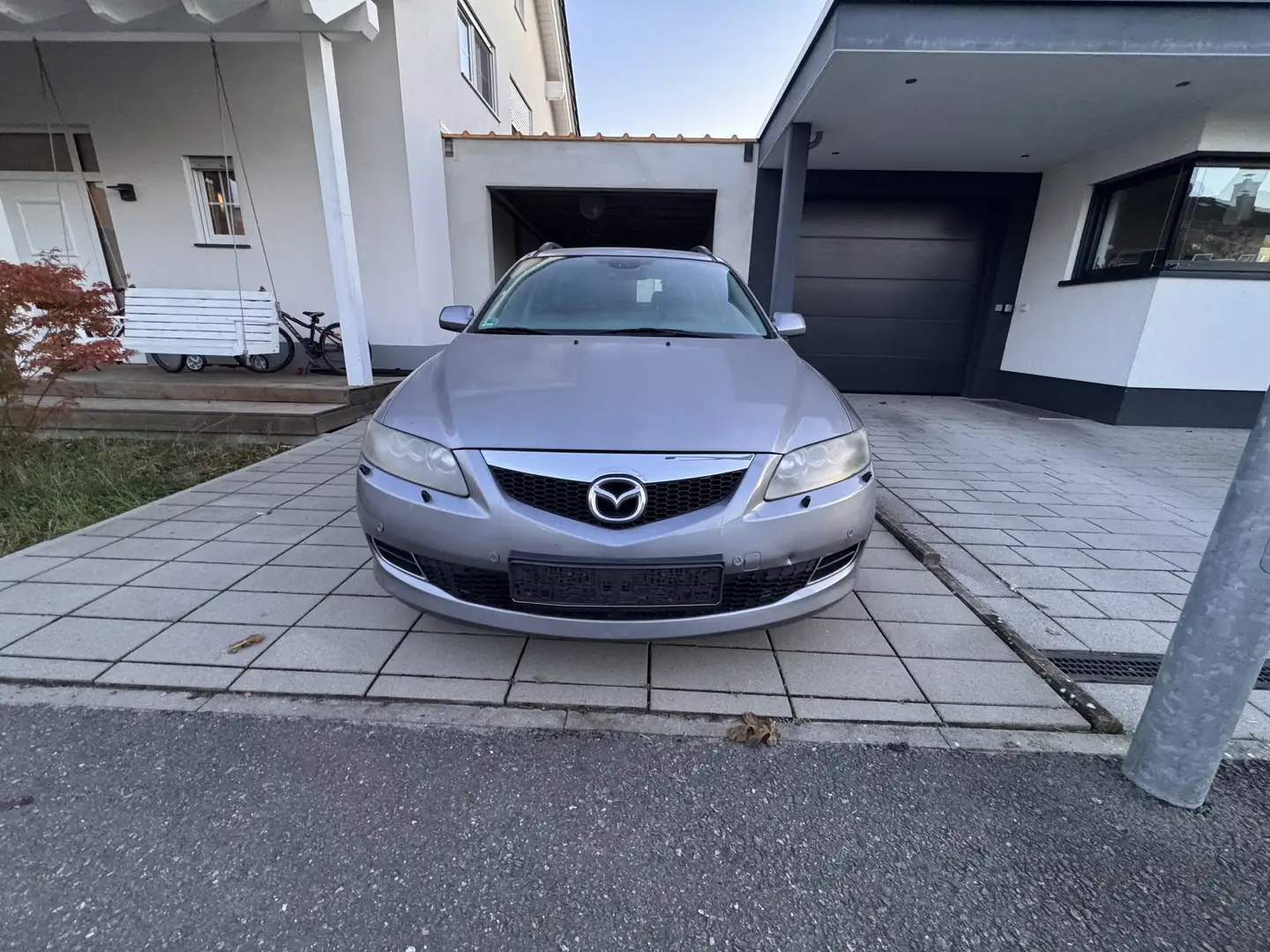 Mazda 6 Sport Kombi 2.0 CD DPF Exclusive - 1