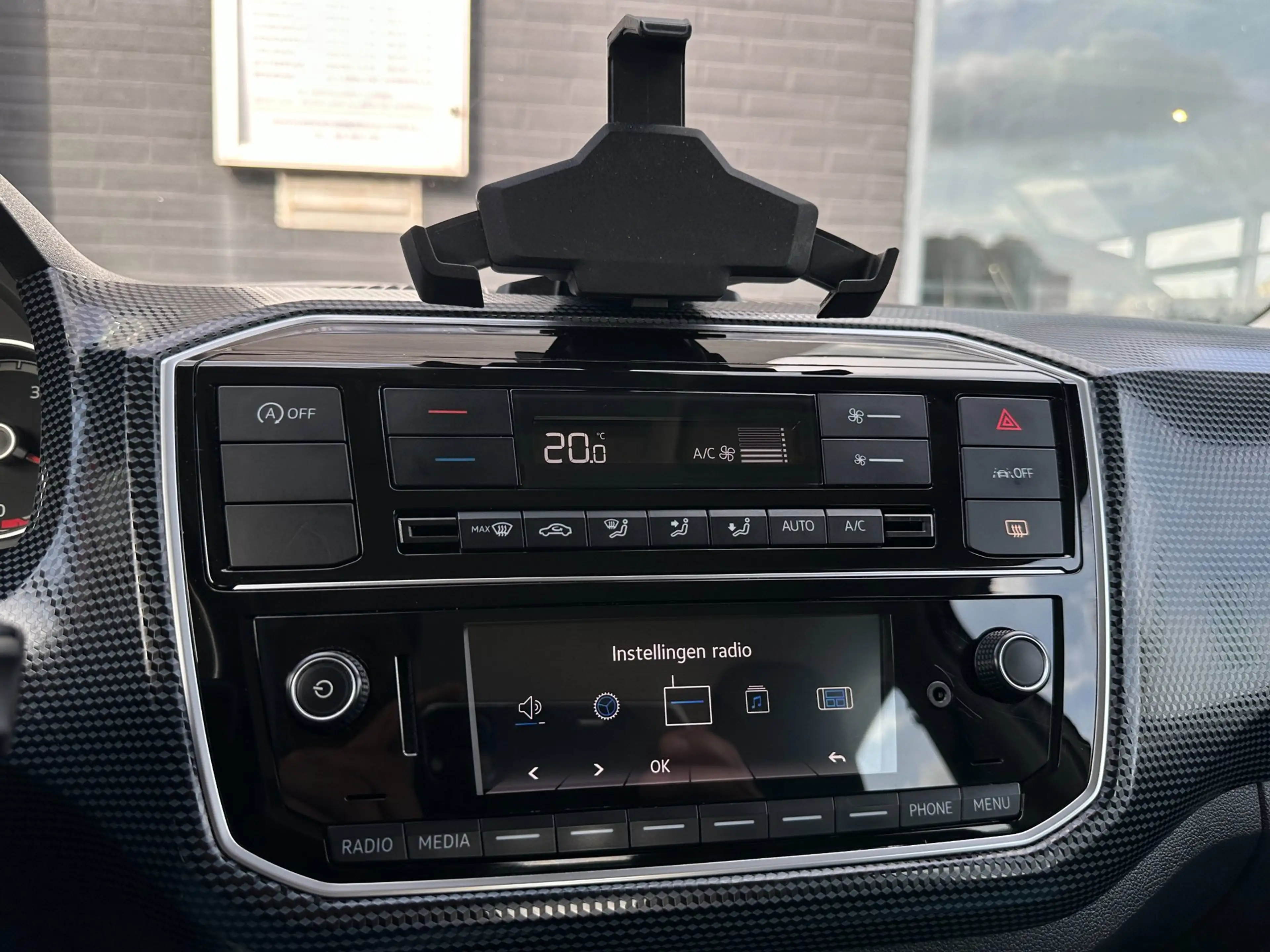 Volkswagen up! 1.0/1 STE EIG/CAMERA/CRUISCONTROL/PARKEERSENSOR/NL — photo 18