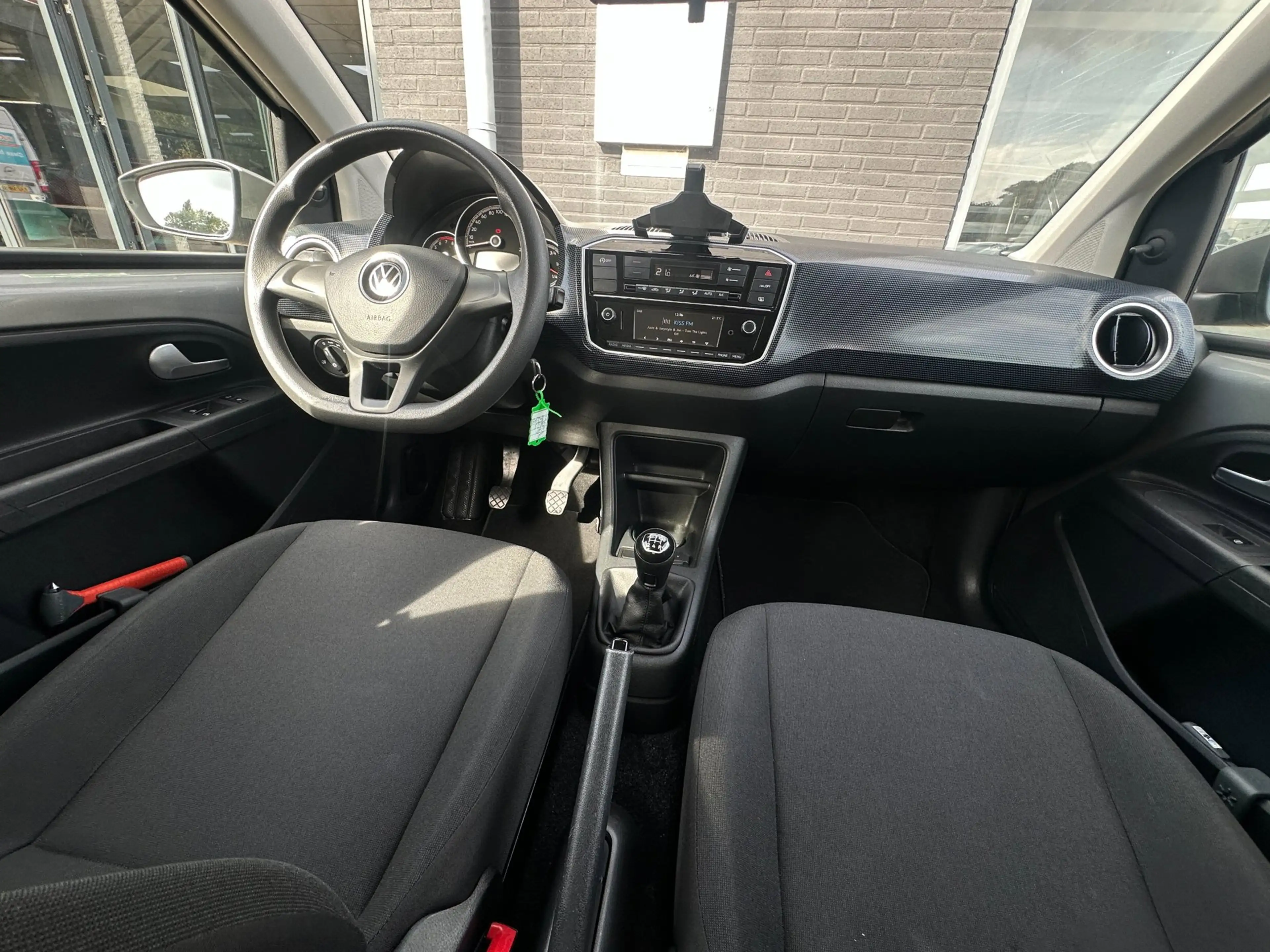 Volkswagen up! 1.0/1 STE EIG/CAMERA/CRUISCONTROL/PARKEERSENSOR/NL — photo 2