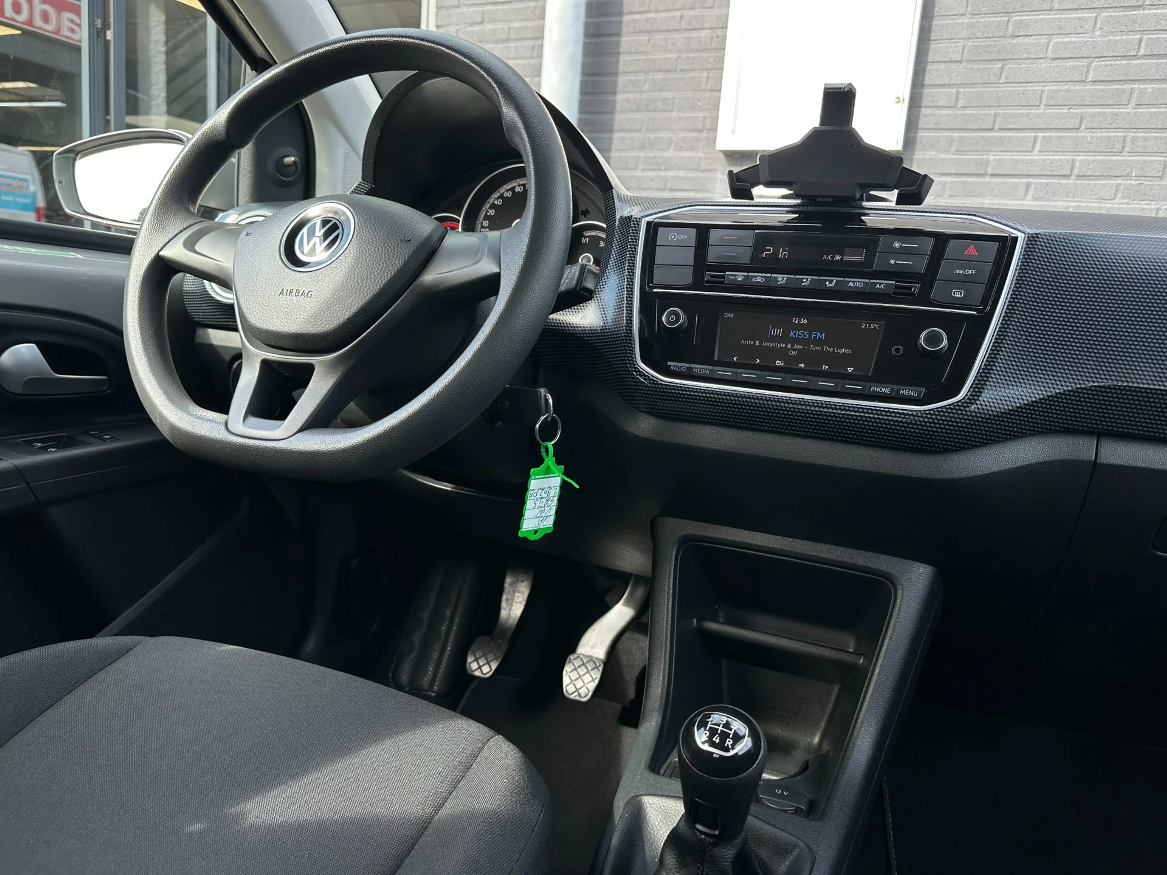 Volkswagen up! 1.0/1 STE EIG/CAMERA/CRUISCONTROL/PARKEERSENSOR/NL — photo 13