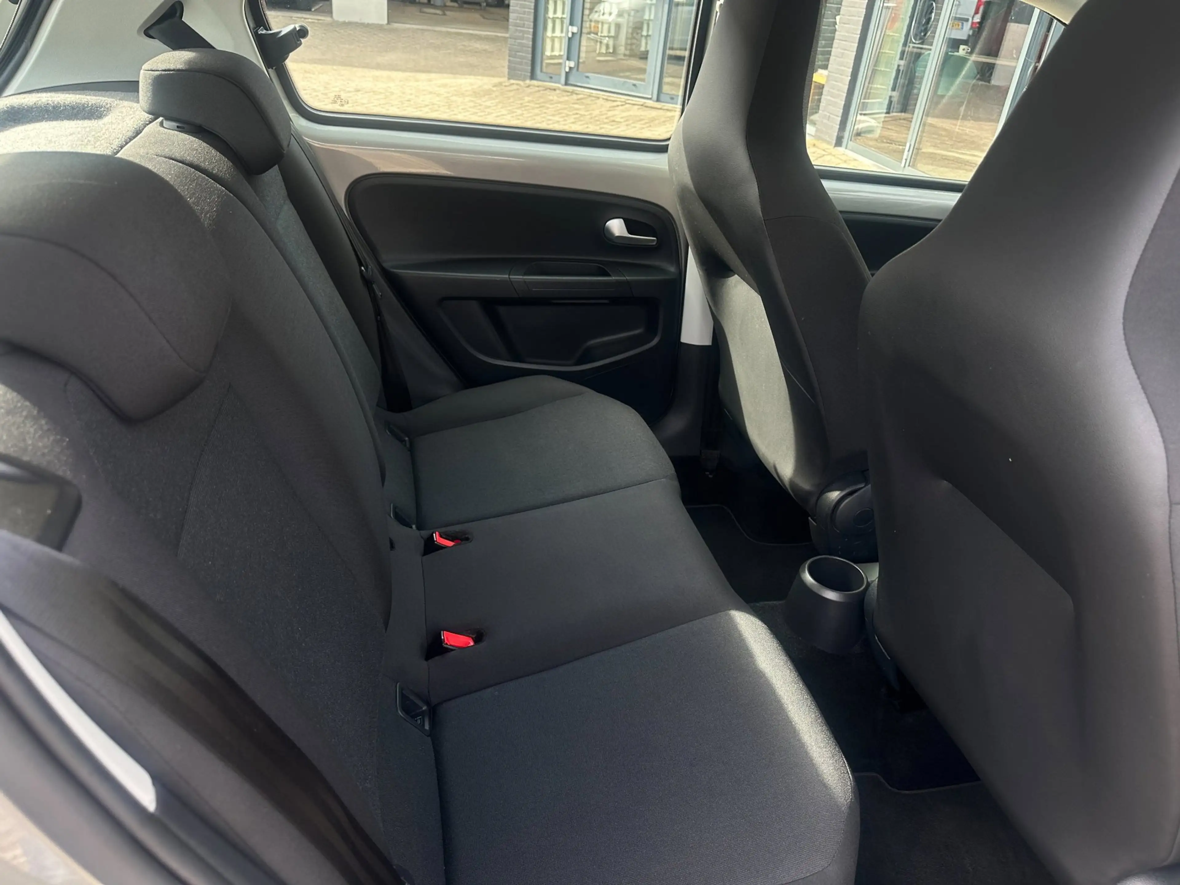 Volkswagen up! 1.0/1 STE EIG/CAMERA/CRUISCONTROL/PARKEERSENSOR/NL — photo 12
