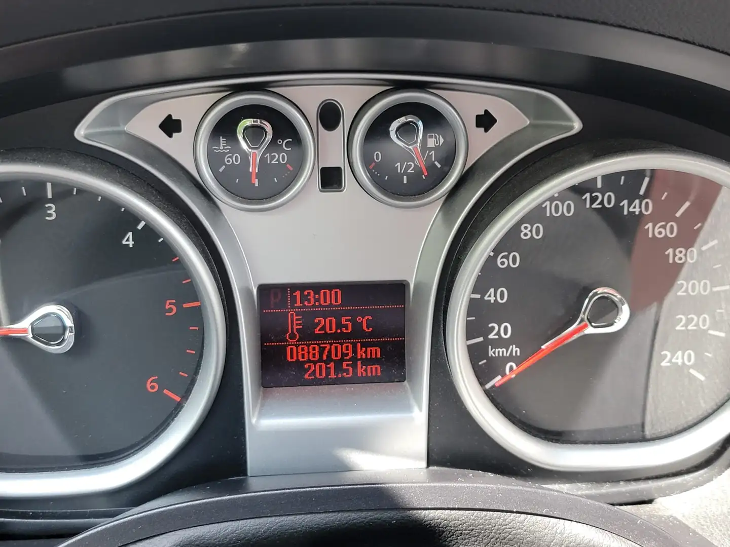 Ford Kuga Kuga 2.0 TDCi 4x4 Aut. Titanium - 2