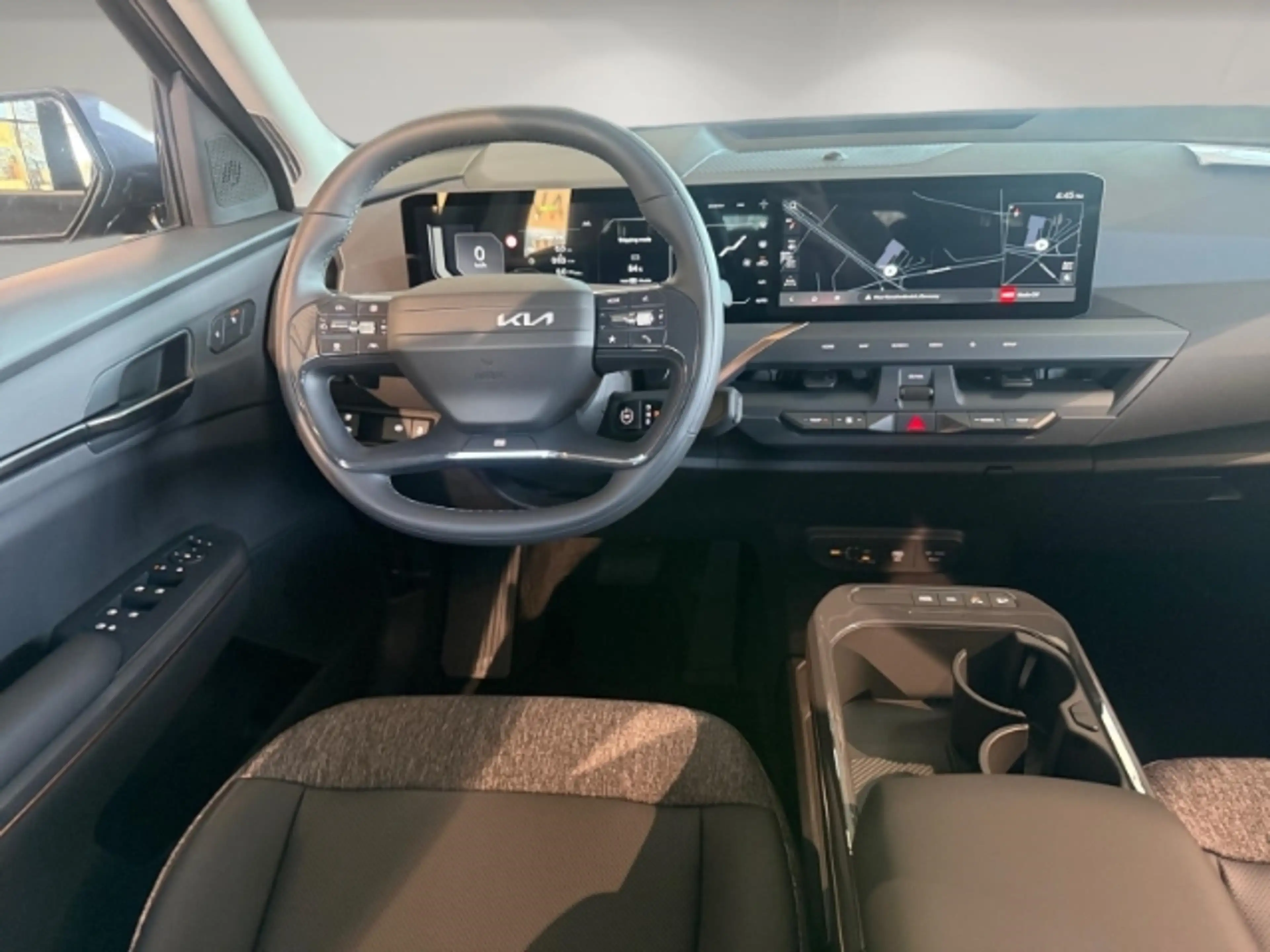 Kia EV5 Earth 81,4 kWh KAMERA,CARPLAY,SITZHZG,DAB,LED — photo 10