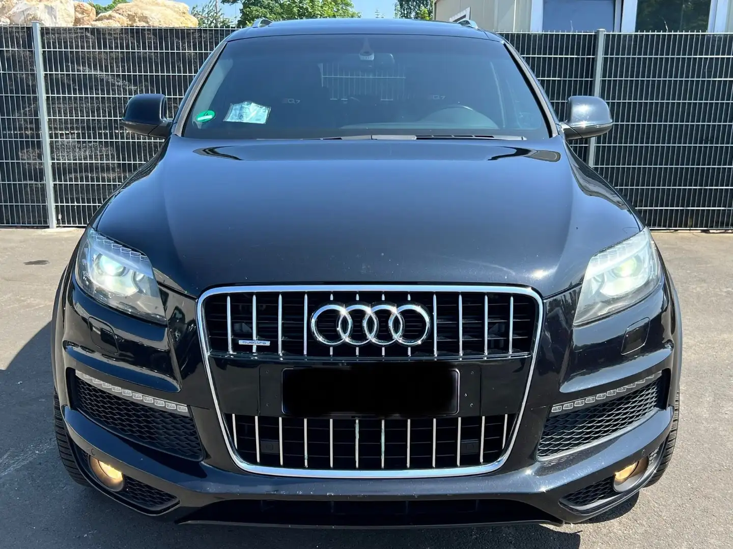 Audi Q7 3.0TDI 3x S-LINE*7 Sitzer*VOLL*EURO6*100JAHRE crna - 2