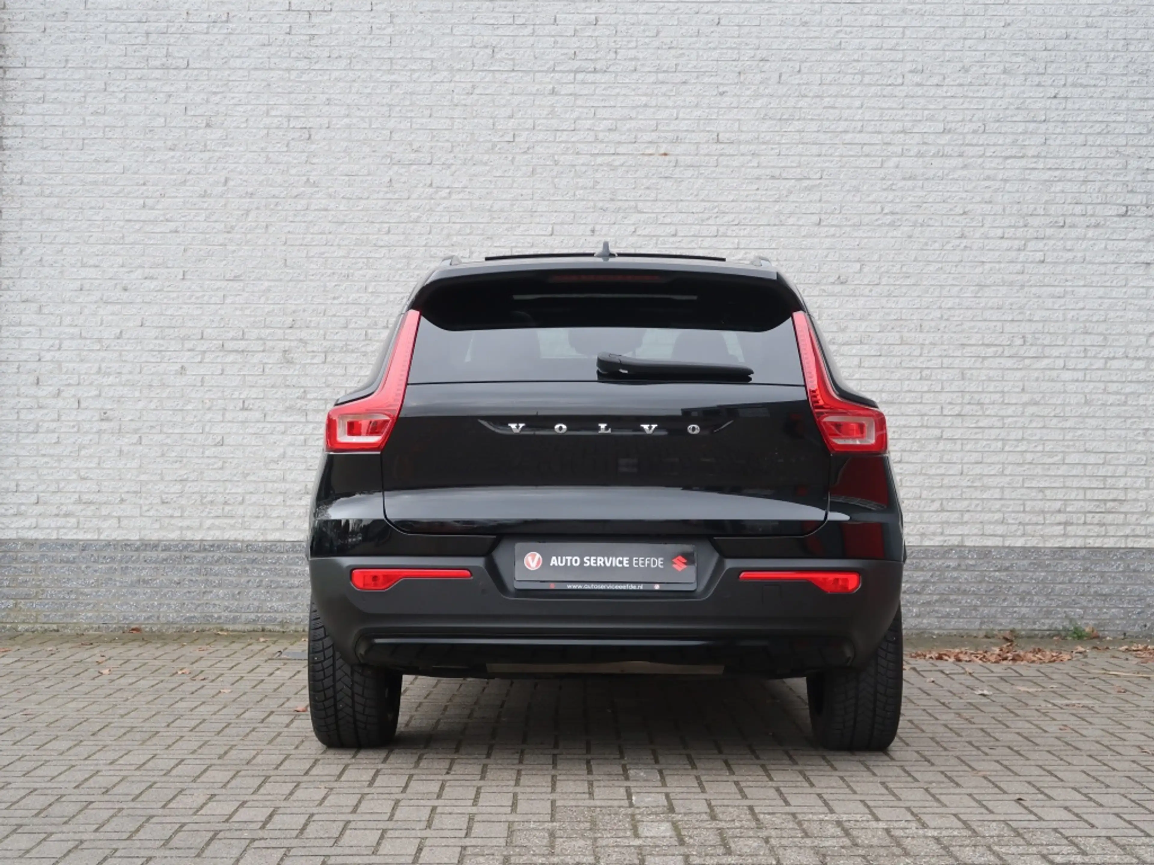 Volvo XC40 T4 R Design Recharge Plug-In Hybrid — photo 6