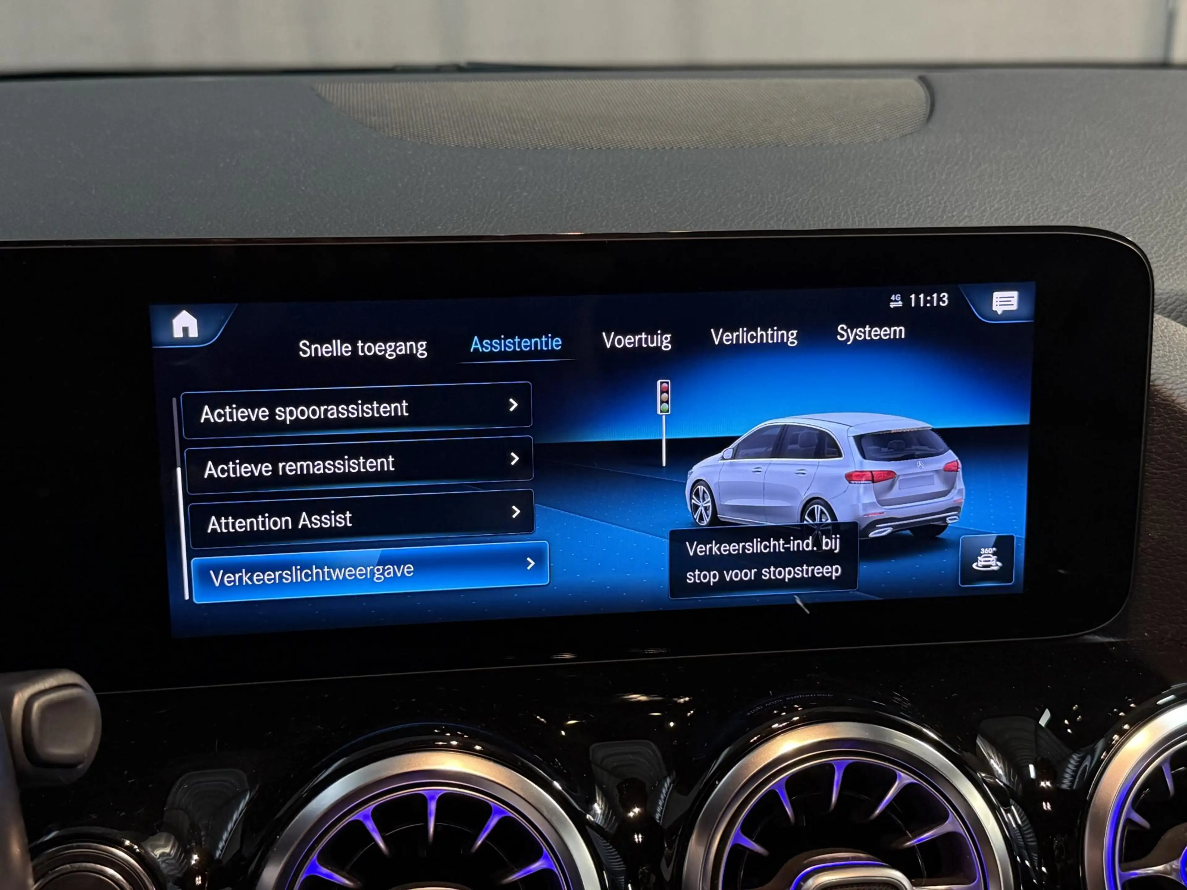 Mercedes-Benz B 250 e 18''/Sfeerverlichting/Navigatie/Camera/DAB/PDC v — photo 30