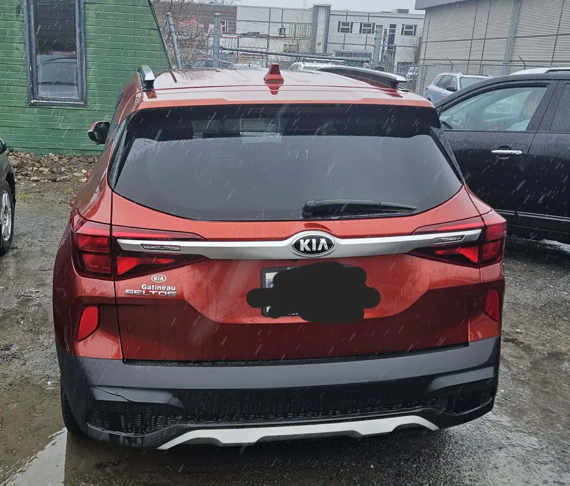 Kia Seltos снимка Kia Seltos