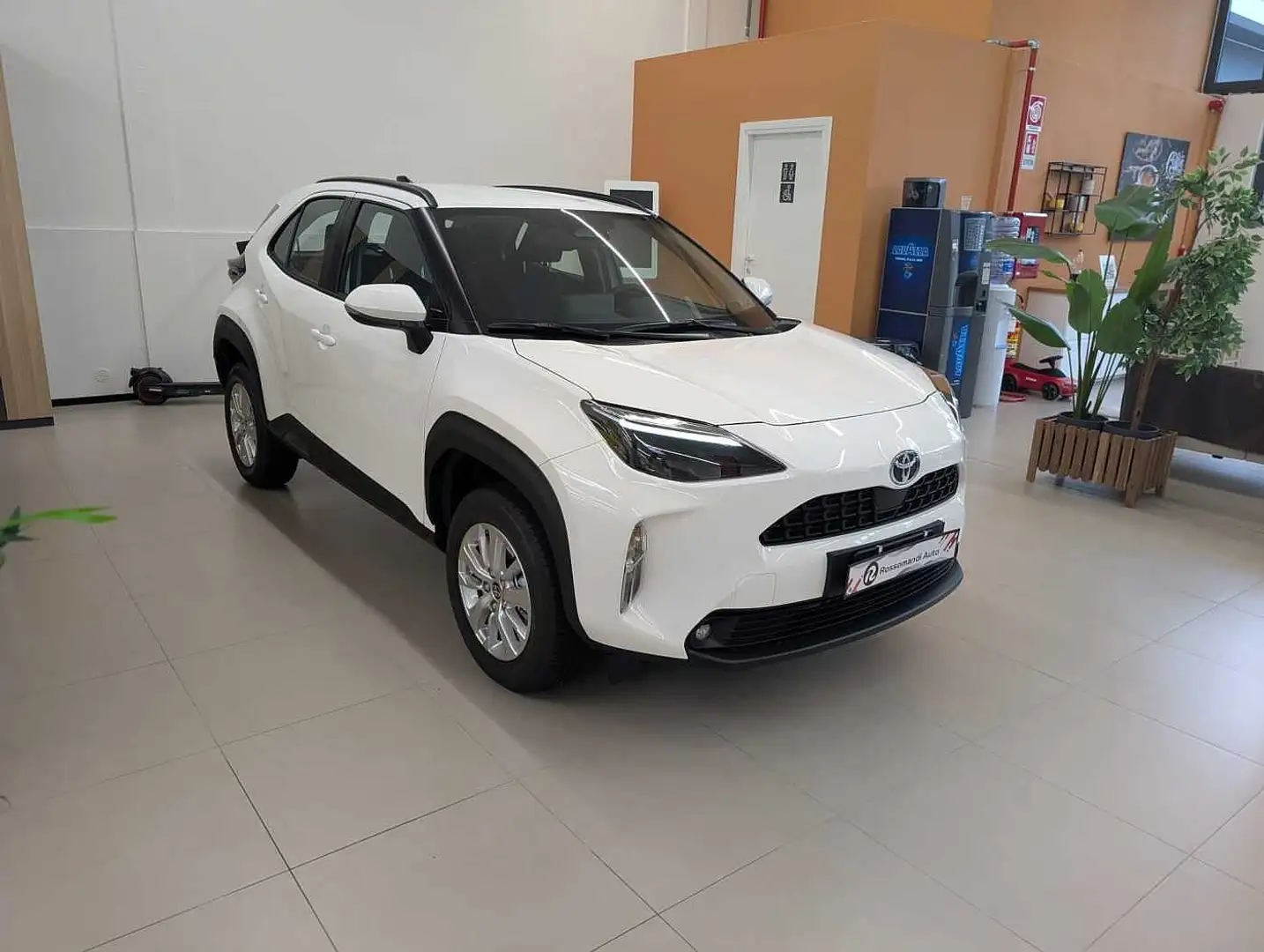 Toyota Yaris Cross Active 1.5 116 CV Bianco - 2