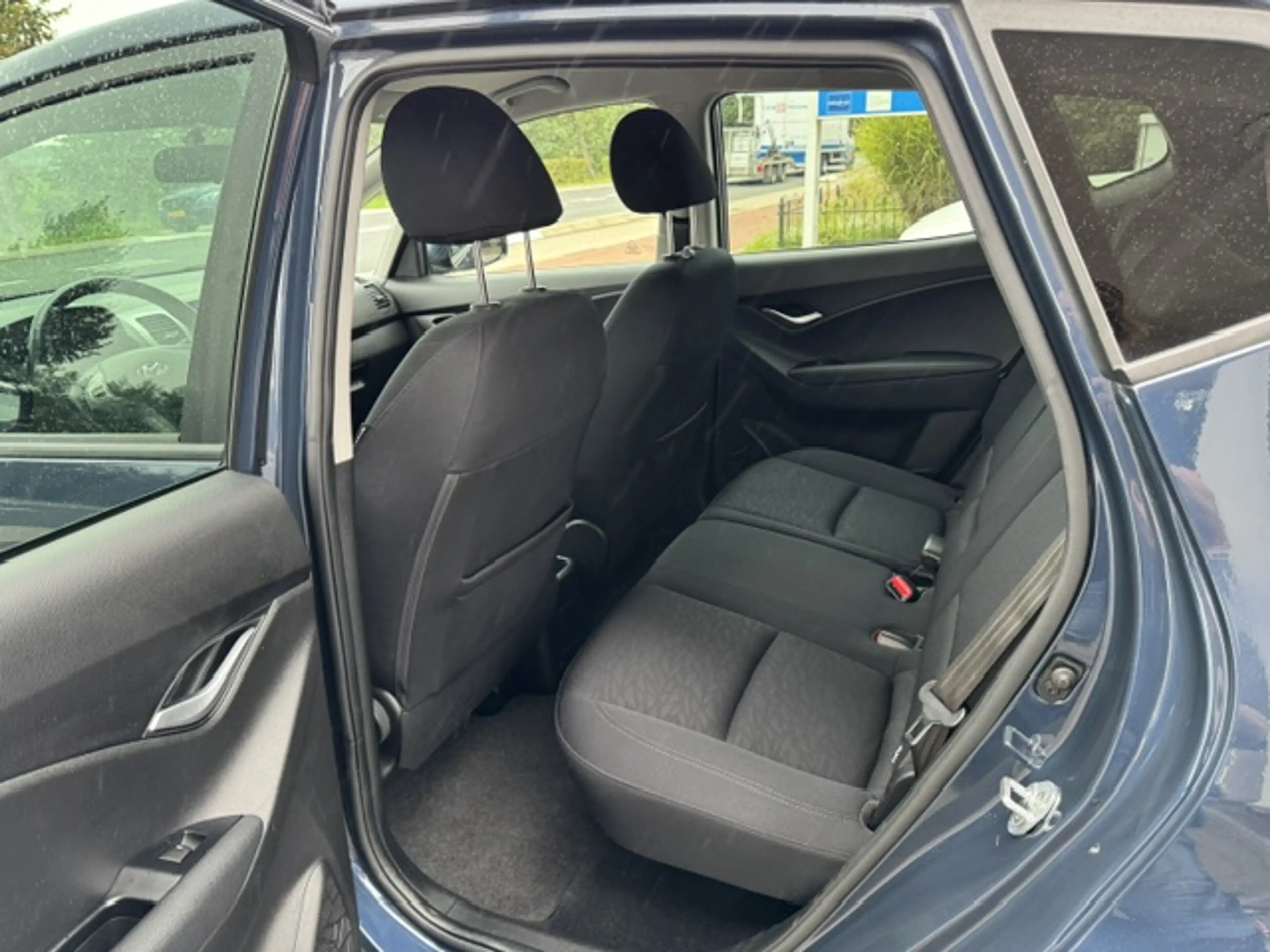 Hyundai iX20 1.4i blue 90pk Go! — photo 7