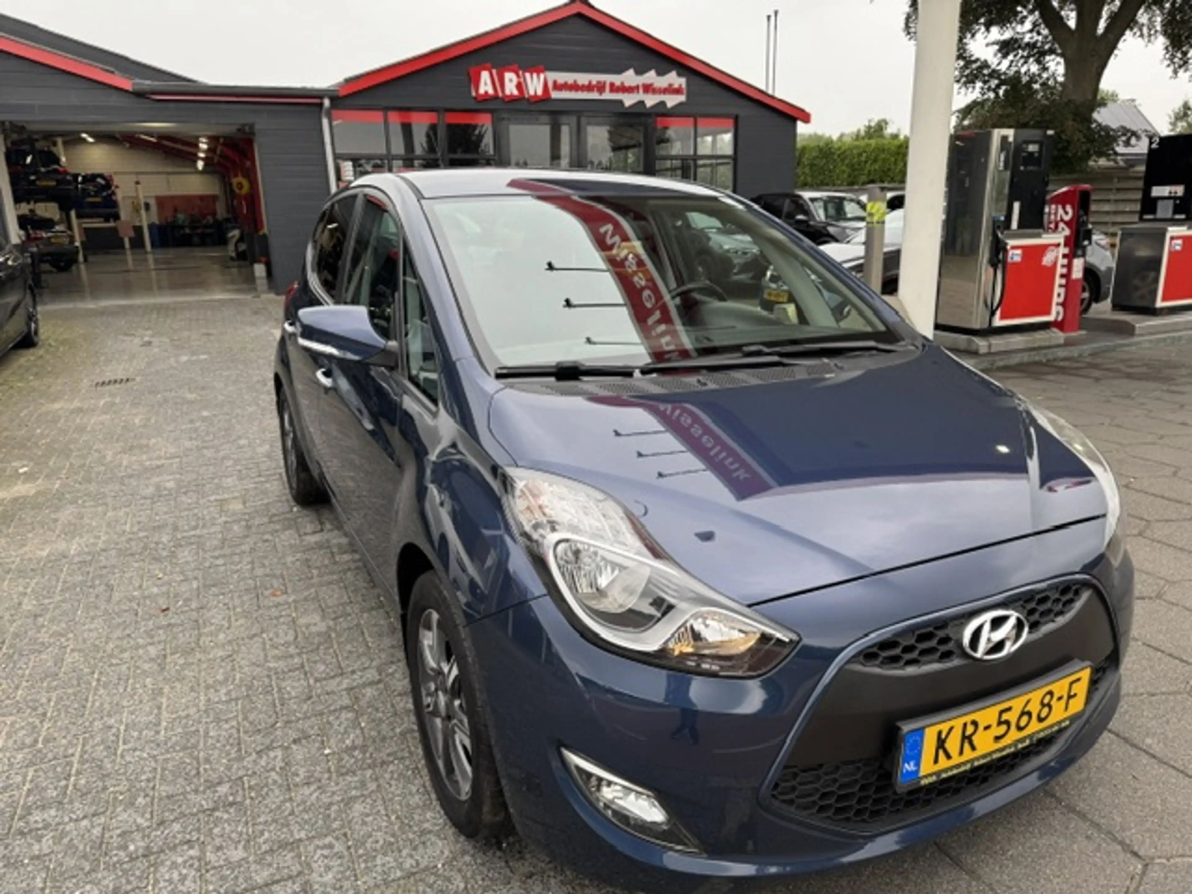 Hyundai iX20 1.4i blue 90pk Go!