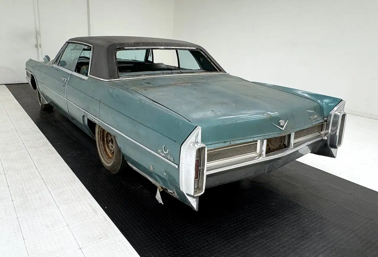 Cadillac Deville, foto 3