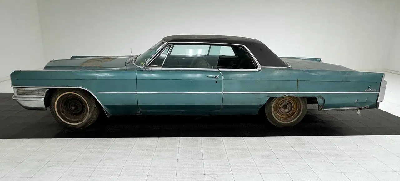 Cadillac Deville, foto 2