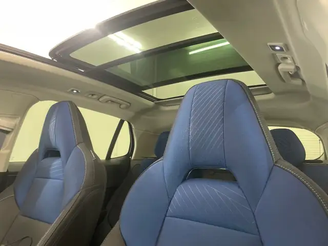 Lynk & Co 01 view 12