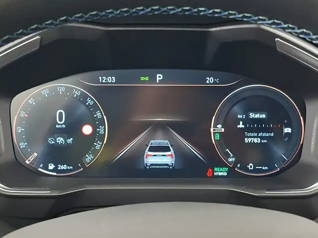 Lynk & Co 01 view 4