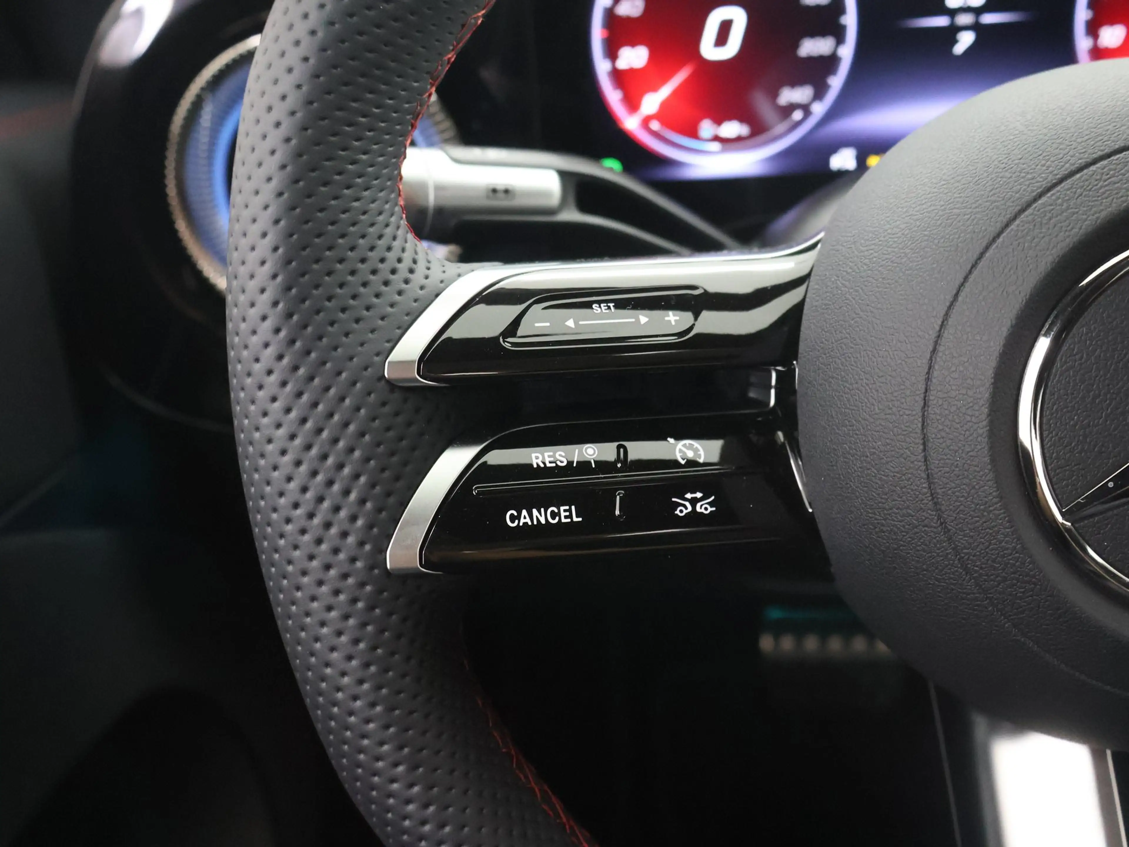 Mercedes-Benz CLA 250 250+ Launch Edition 85.5 kWh | Night | Panoramadak — photo 38