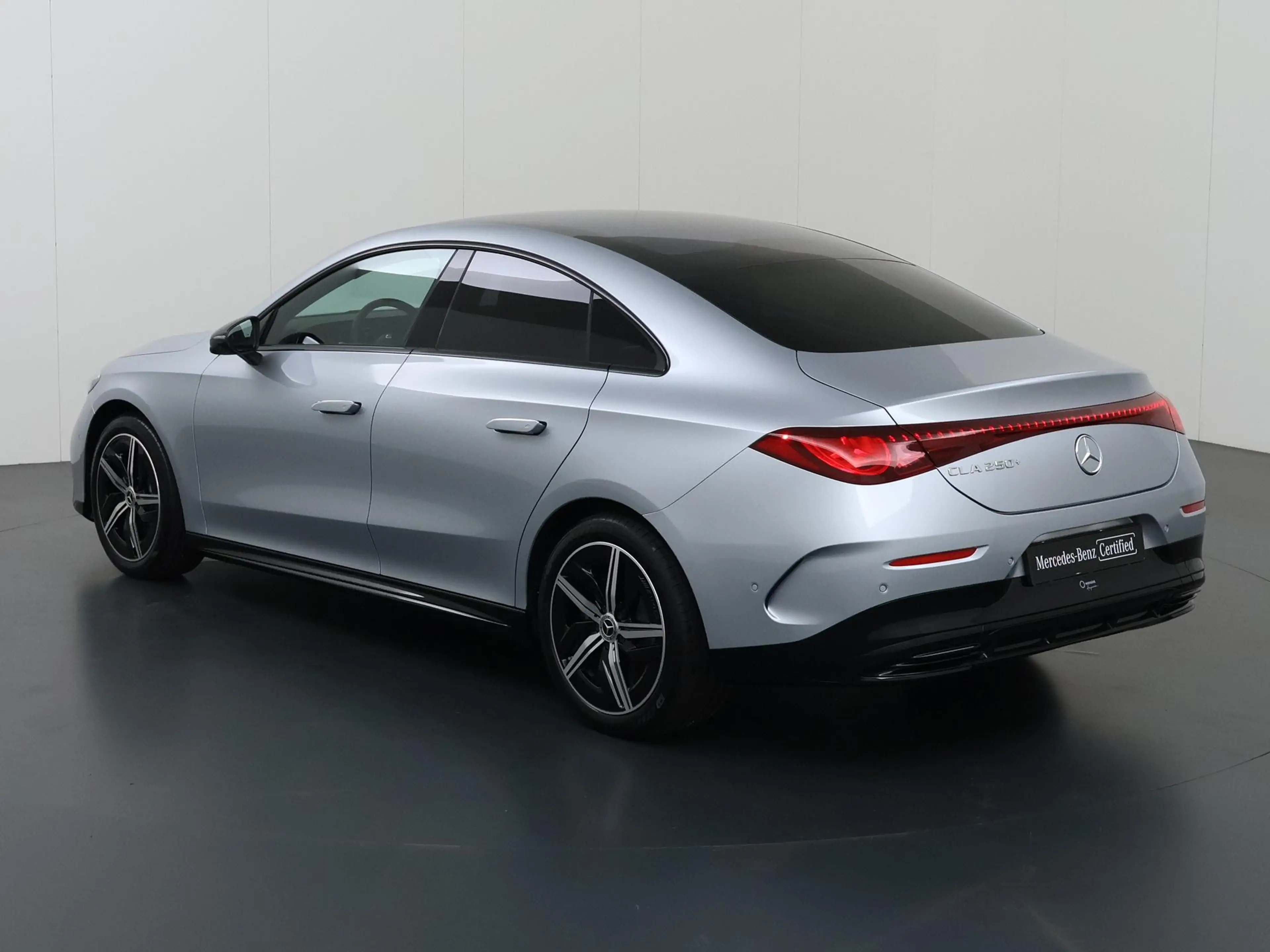 Mercedes-Benz CLA 250 250+ Launch Edition 85.5 kWh | Night | Panoramadak — photo 22