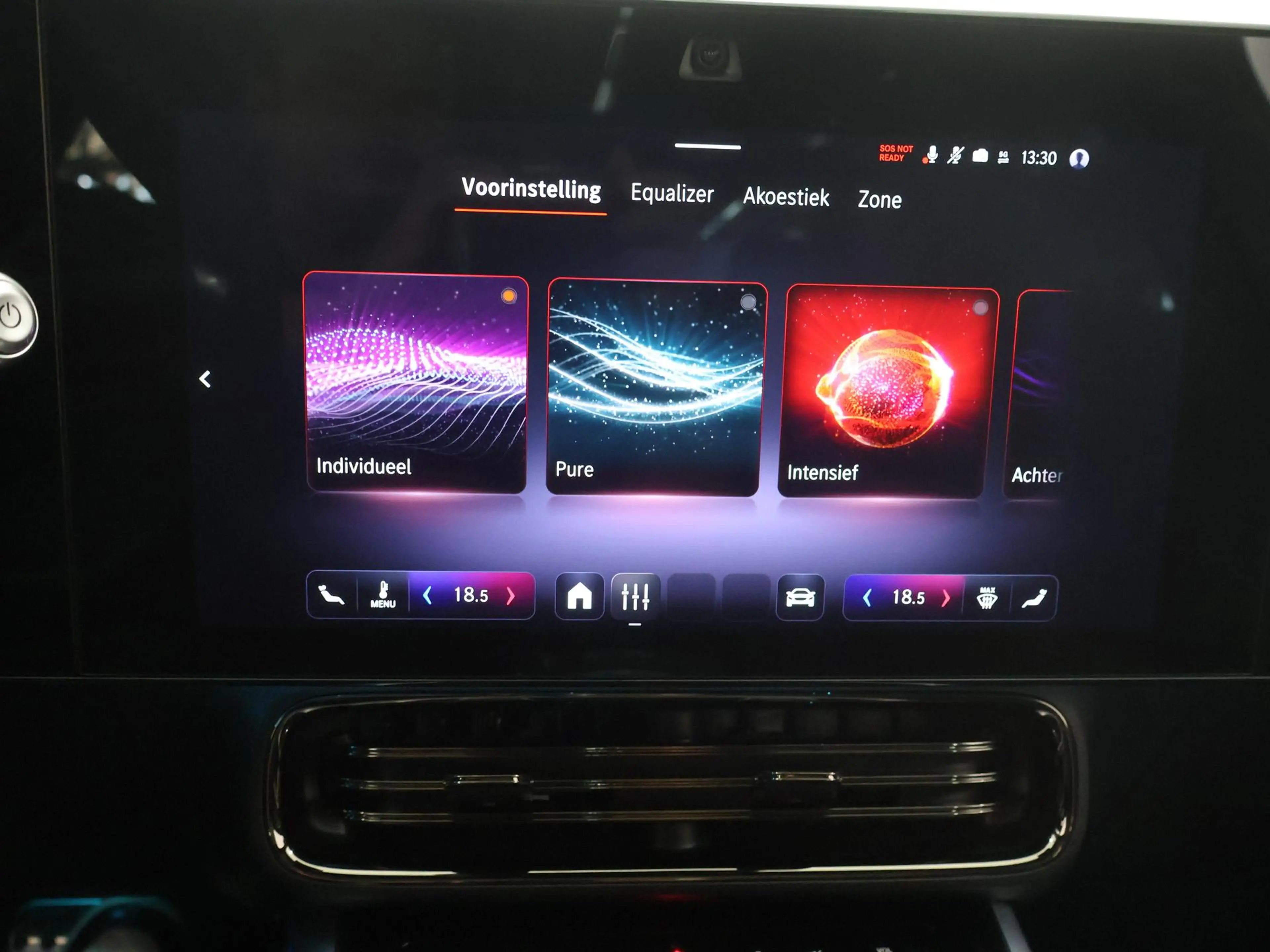 Mercedes-Benz CLA 250 250+ Launch Edition 85.5 kWh | Night | Panoramadak — photo 18