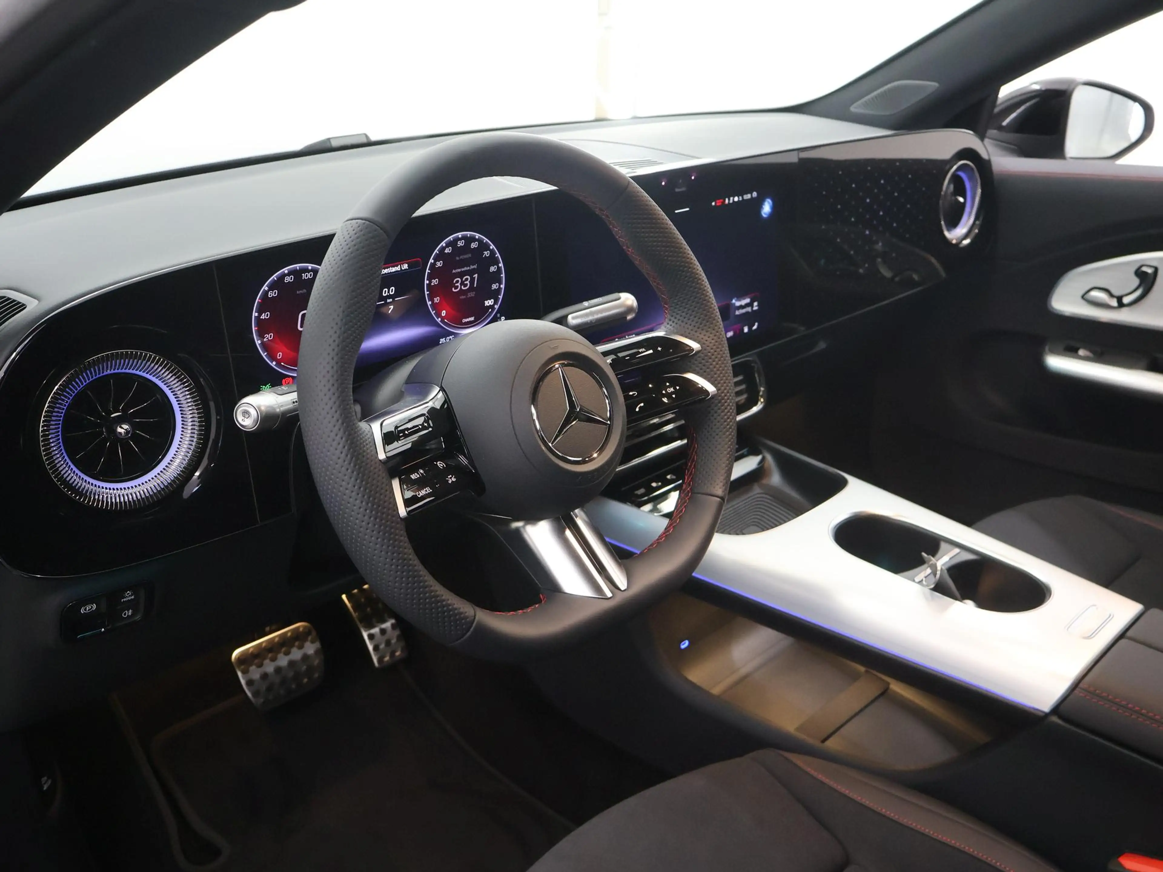 Mercedes-Benz CLA 250 250+ Launch Edition 85.5 kWh | Night | Panoramadak — photo 7
