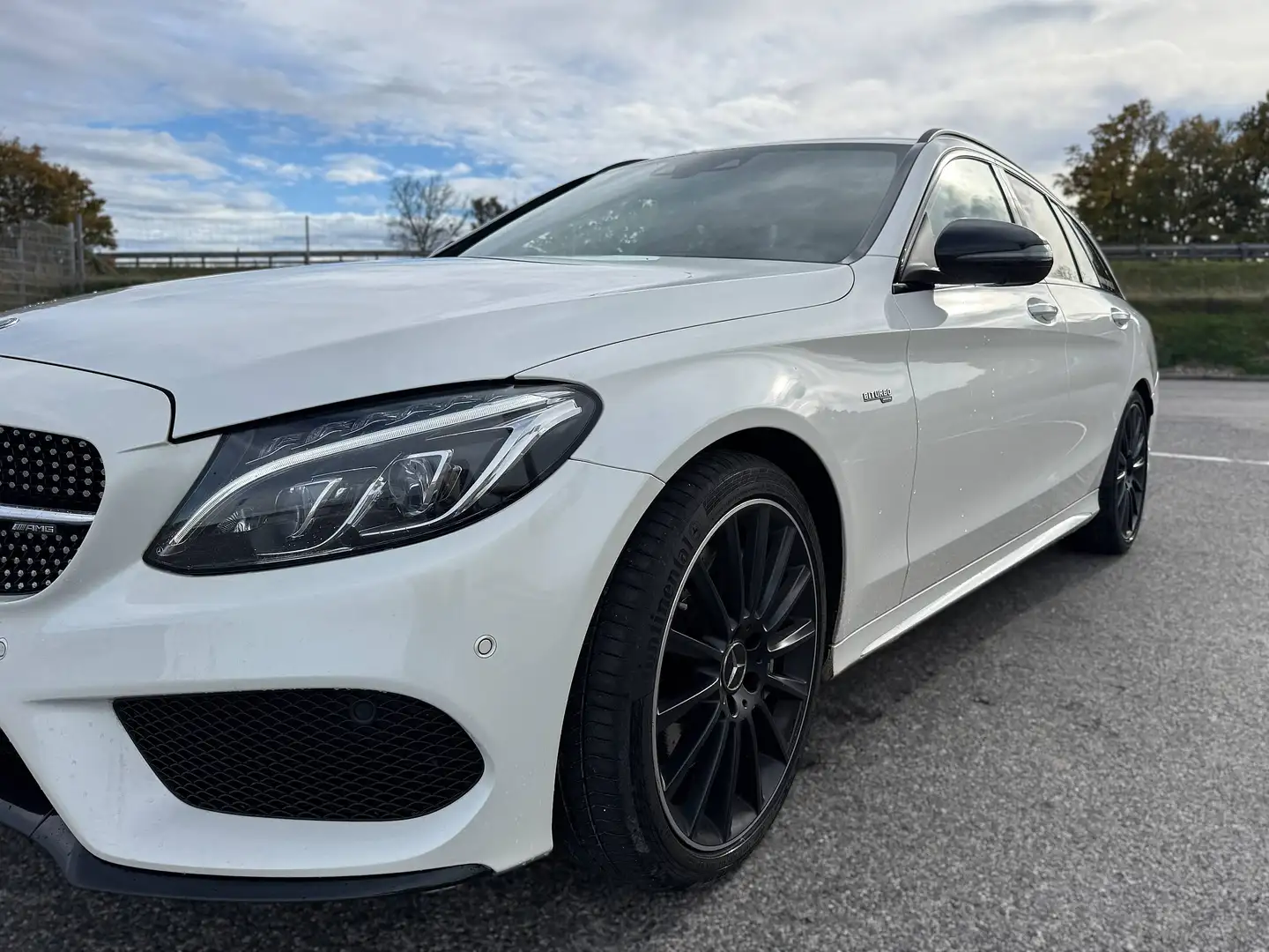 Mercedes-Benz C 43 AMG AMG C 43 T-Modell 4MATIC Aut. Performance Weiß - 2