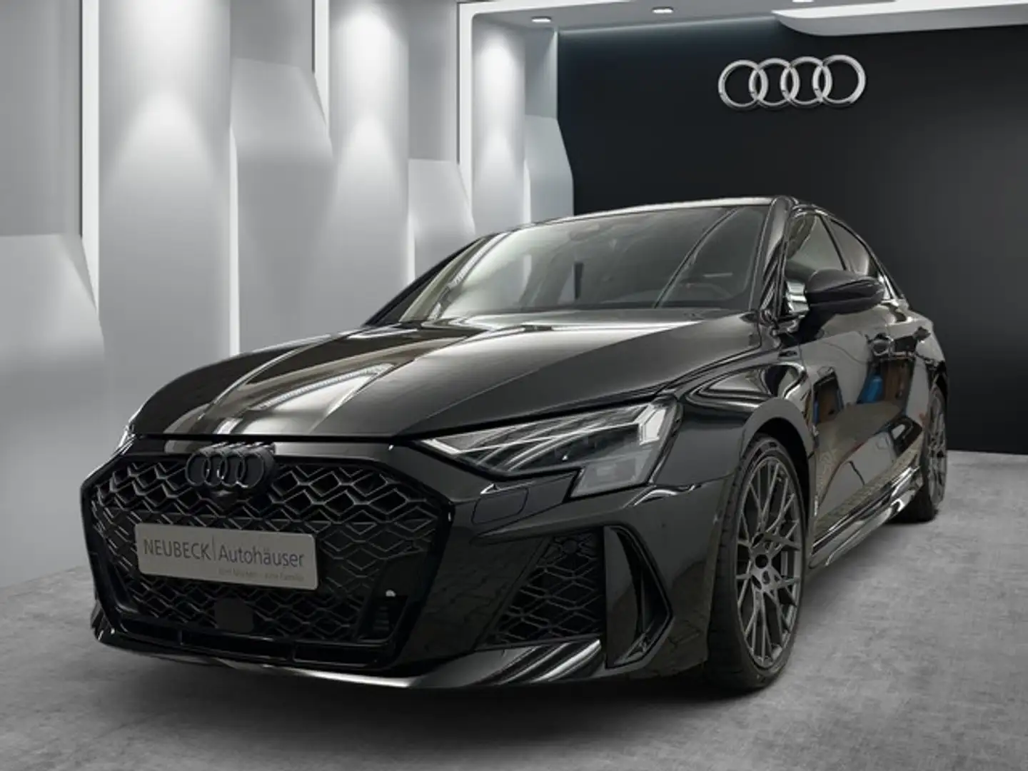 Audi RS3 RS 3 Limousine Glasdach Anhebung Vmax Leder Schwarz - 1