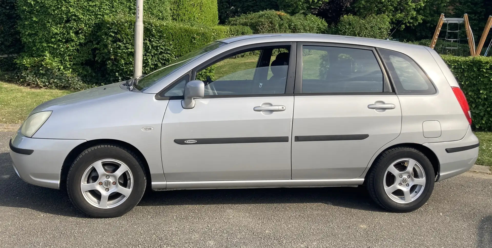 Suzuki Liana Kombi 1.6 Automatik Comfort - 2